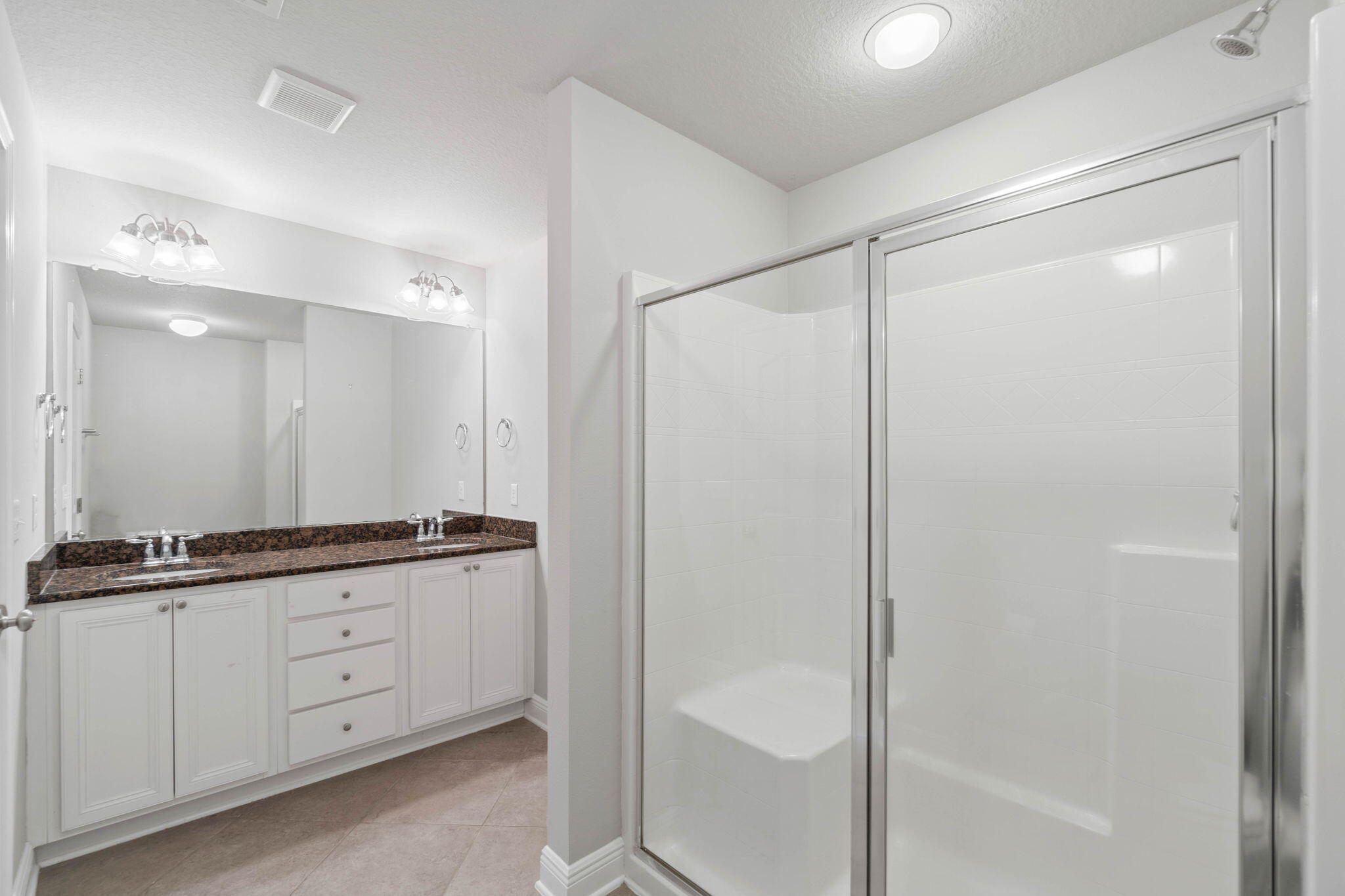 RESERVE POINTE - Residential