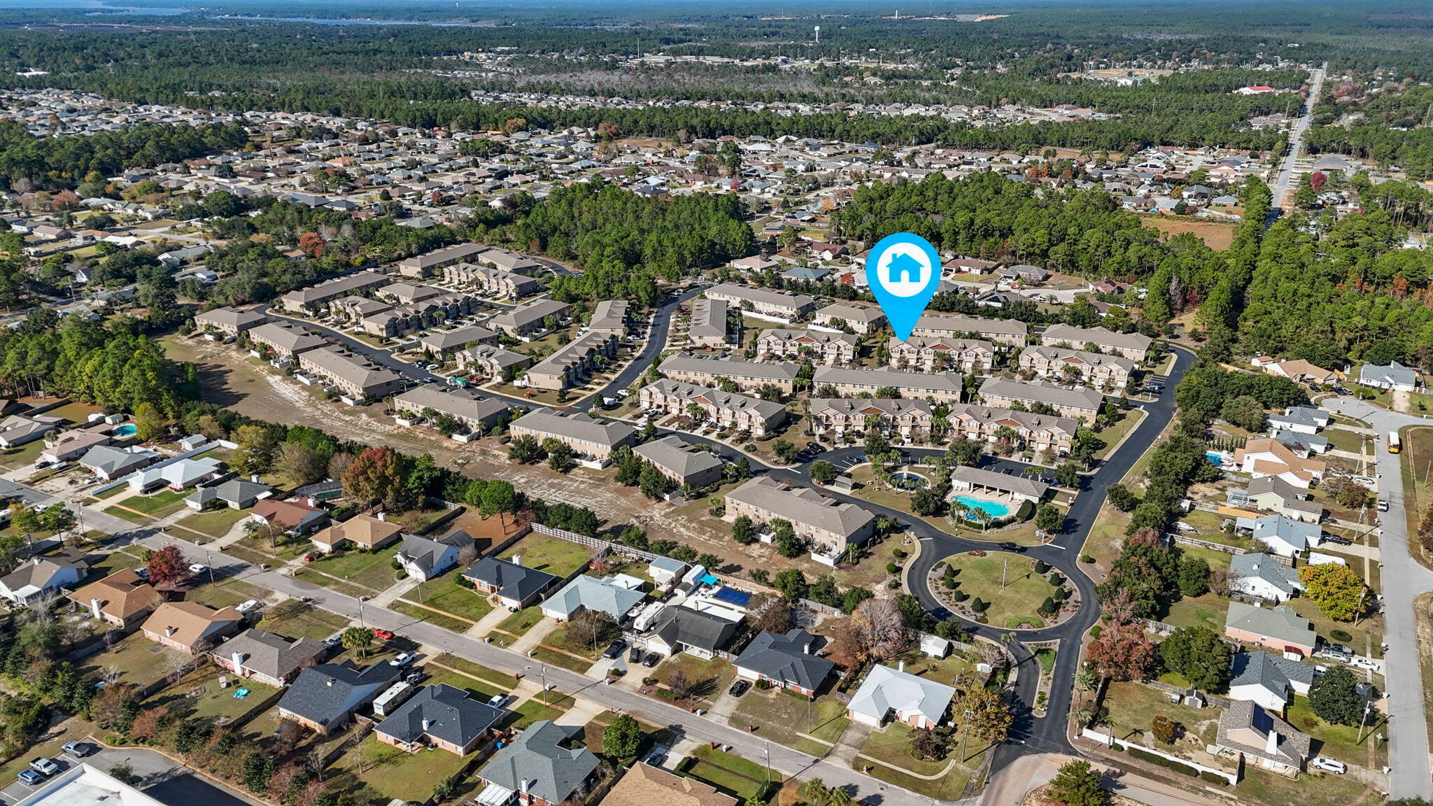 RESERVE POINTE - Residential