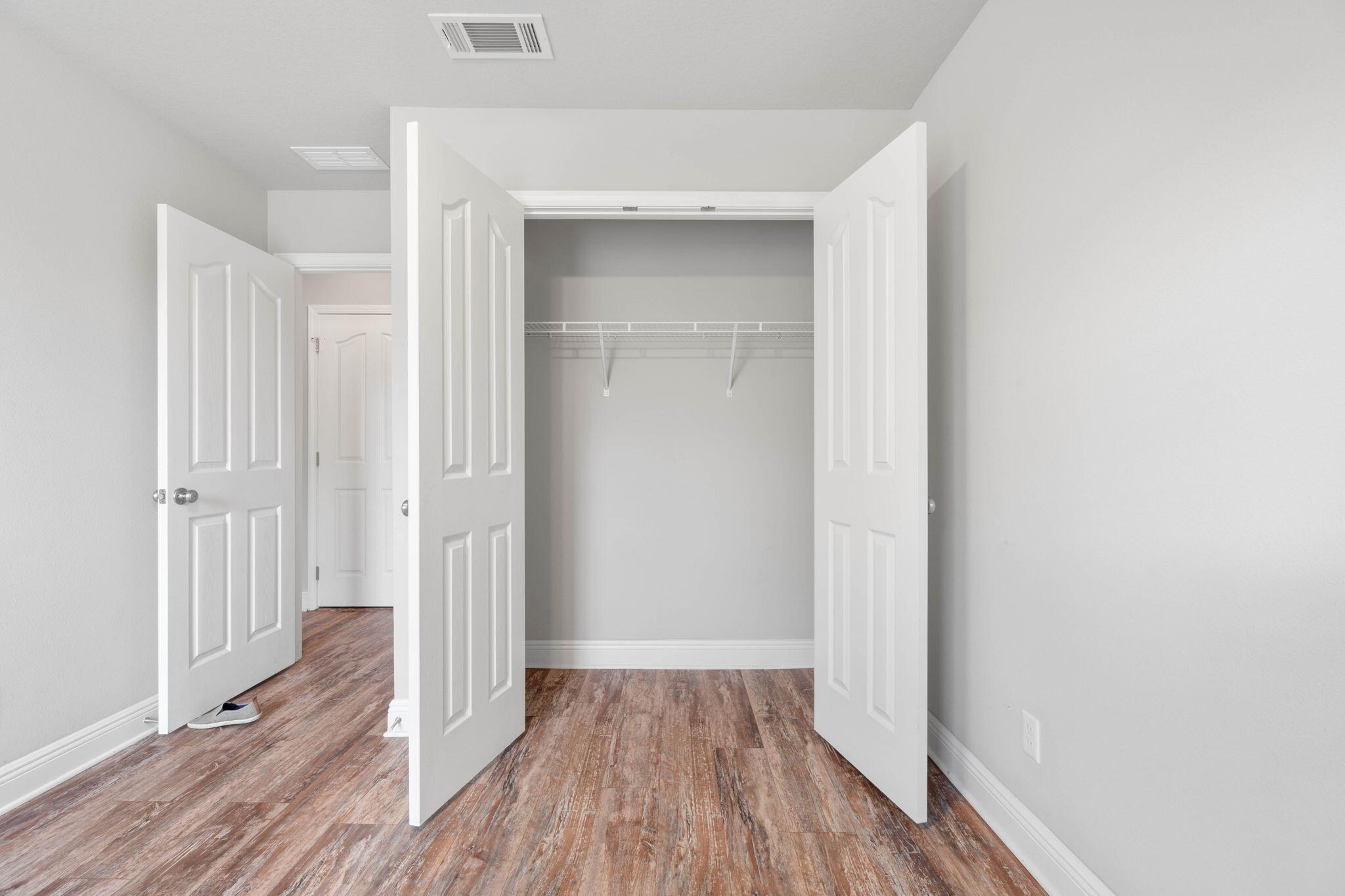 RESERVE POINTE - Residential