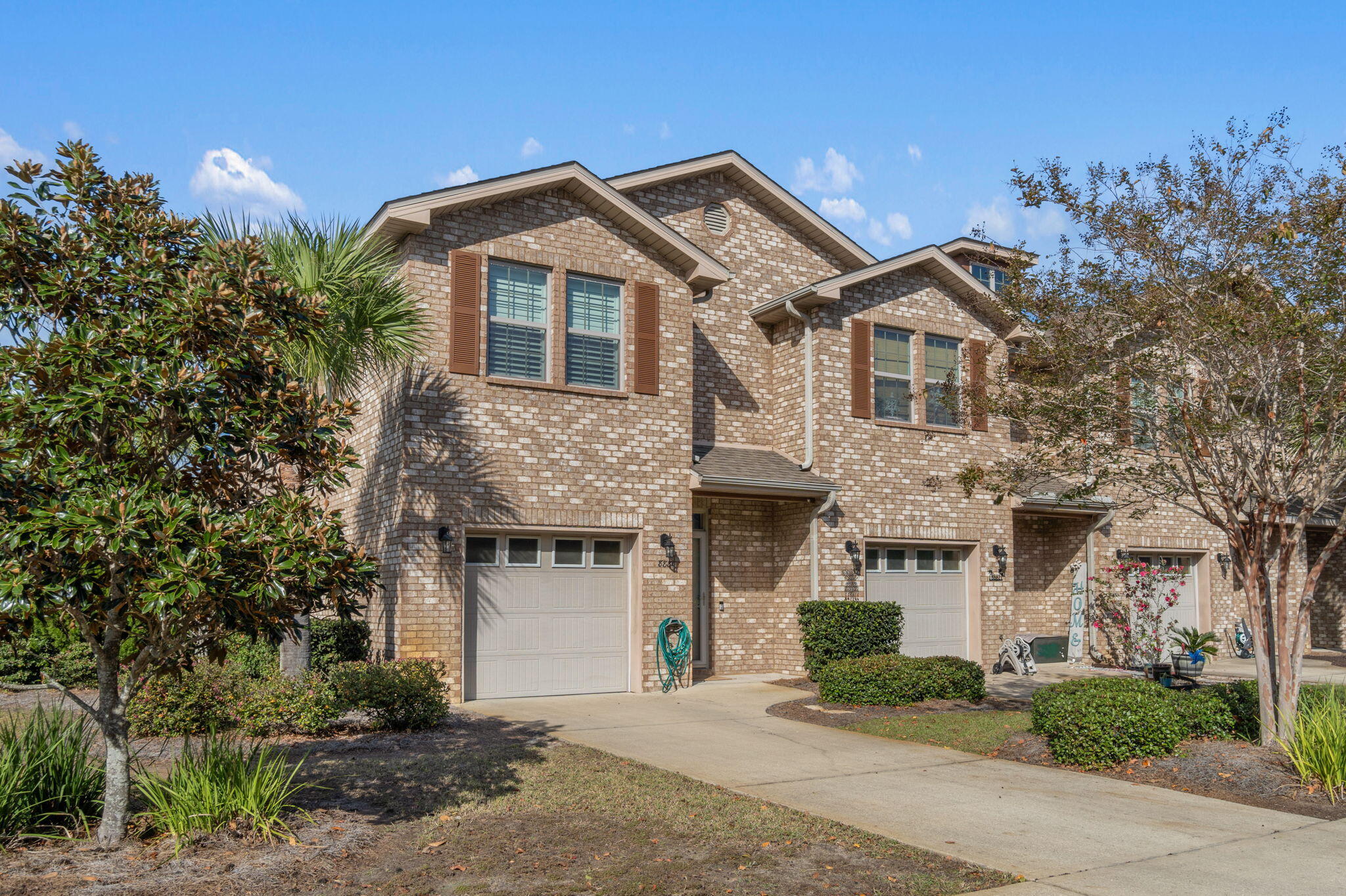 RESERVE POINTE - Residential