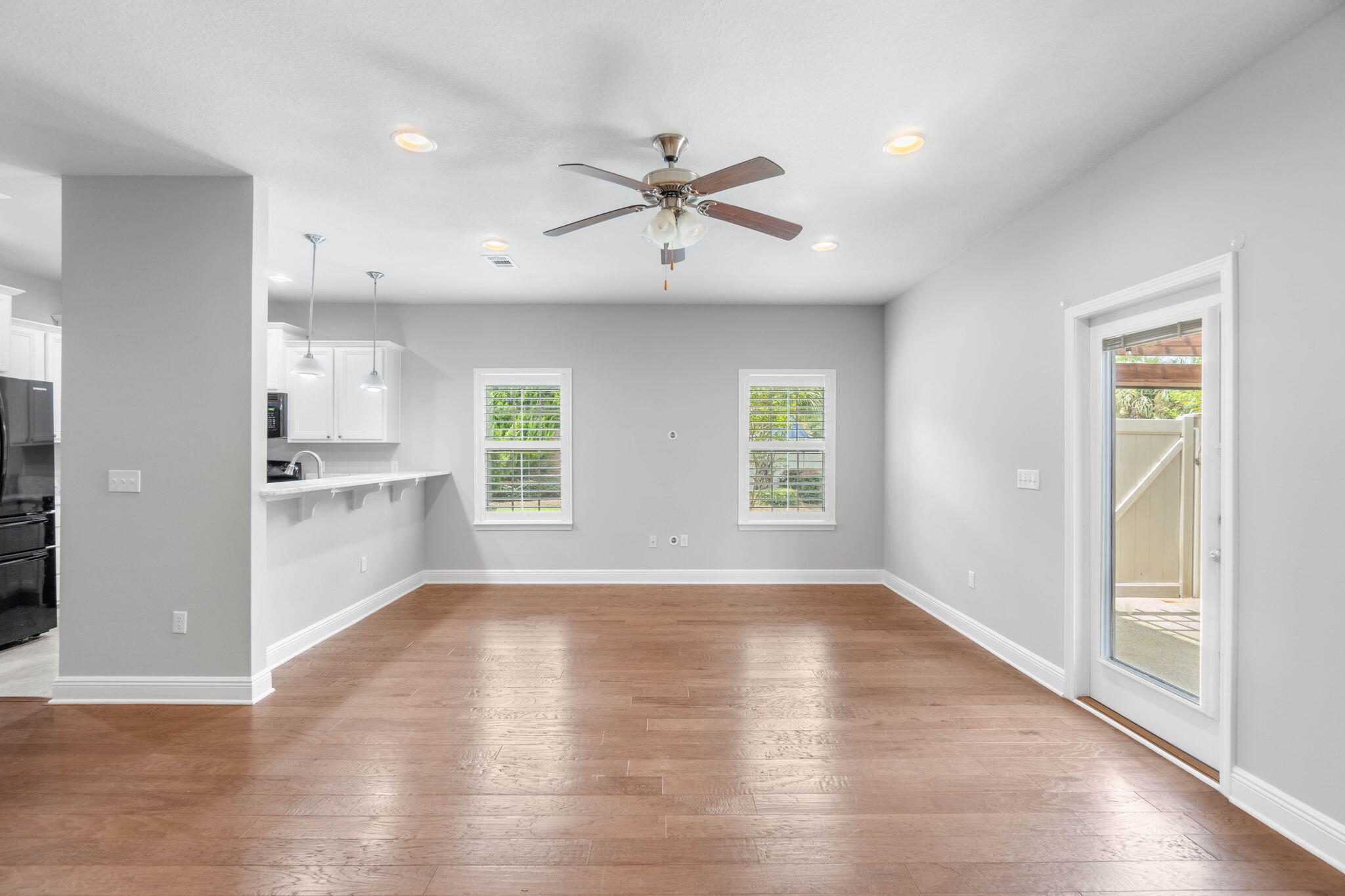 RESERVE POINTE - Residential