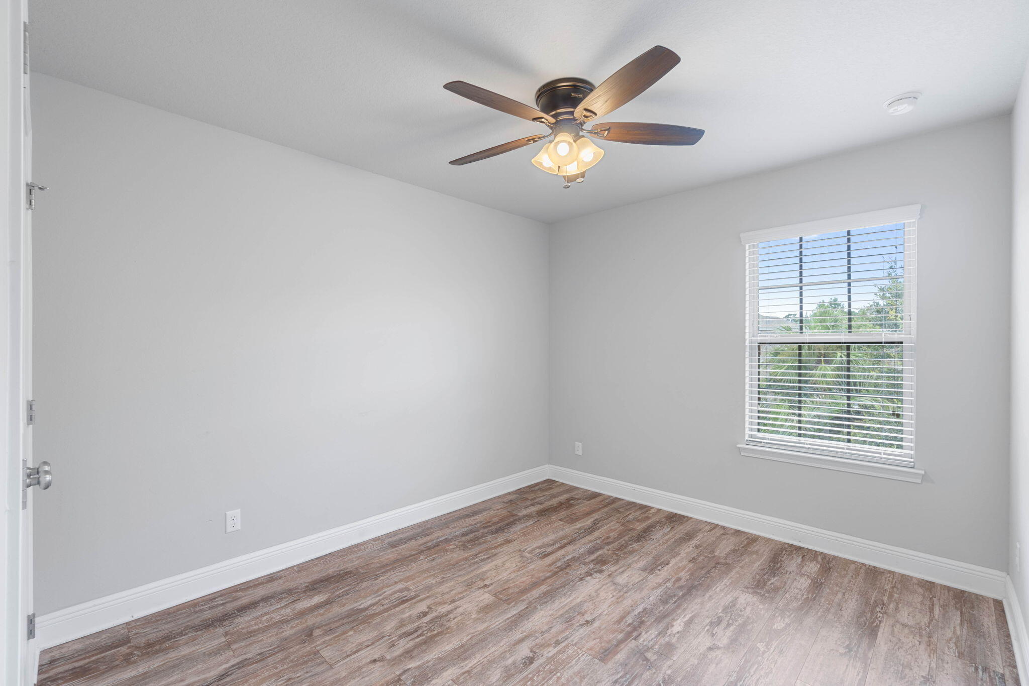 RESERVE POINTE - Residential