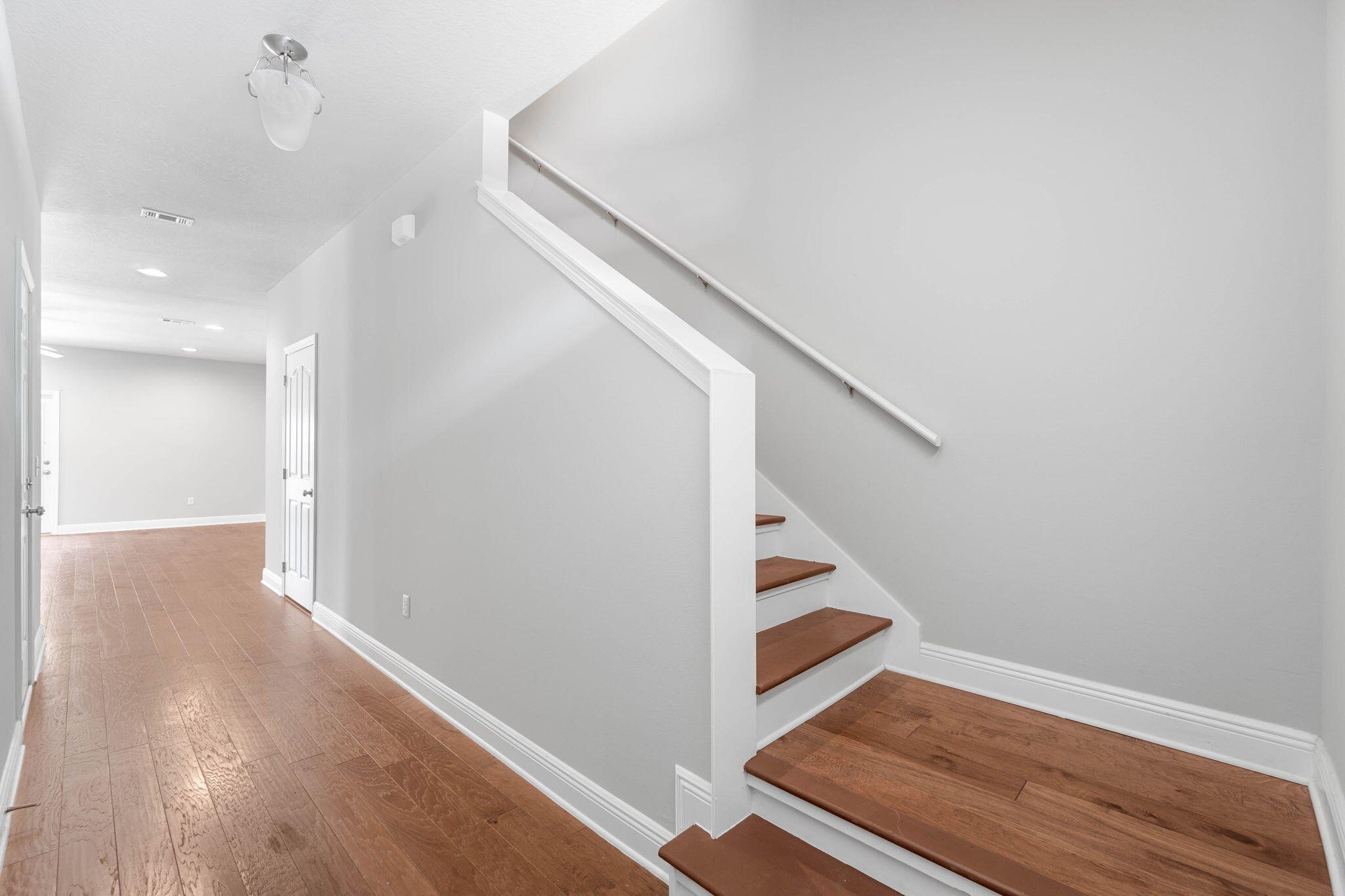RESERVE POINTE - Residential