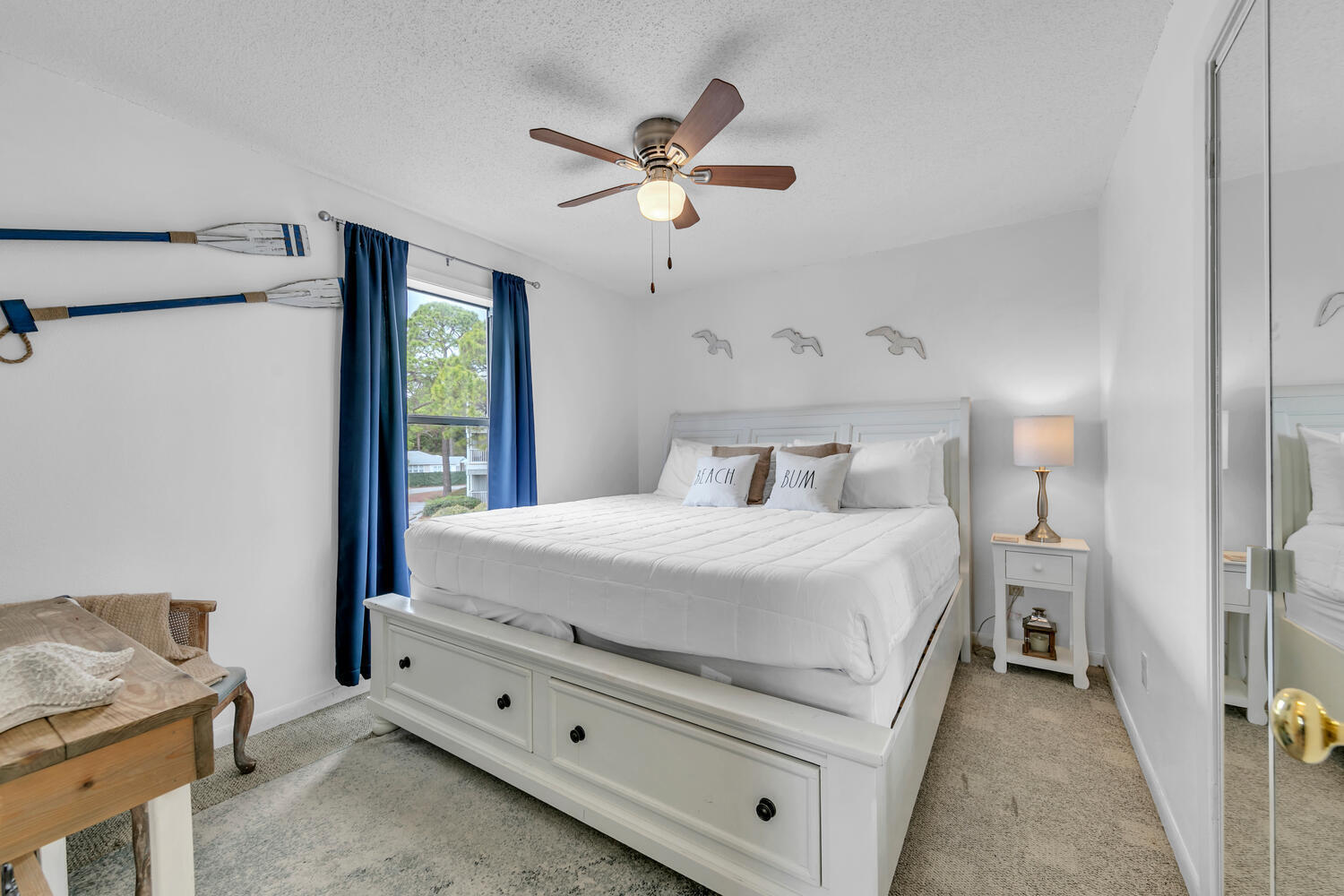 BEACHWOOD VILLAS CONDO PH 2 - Residential