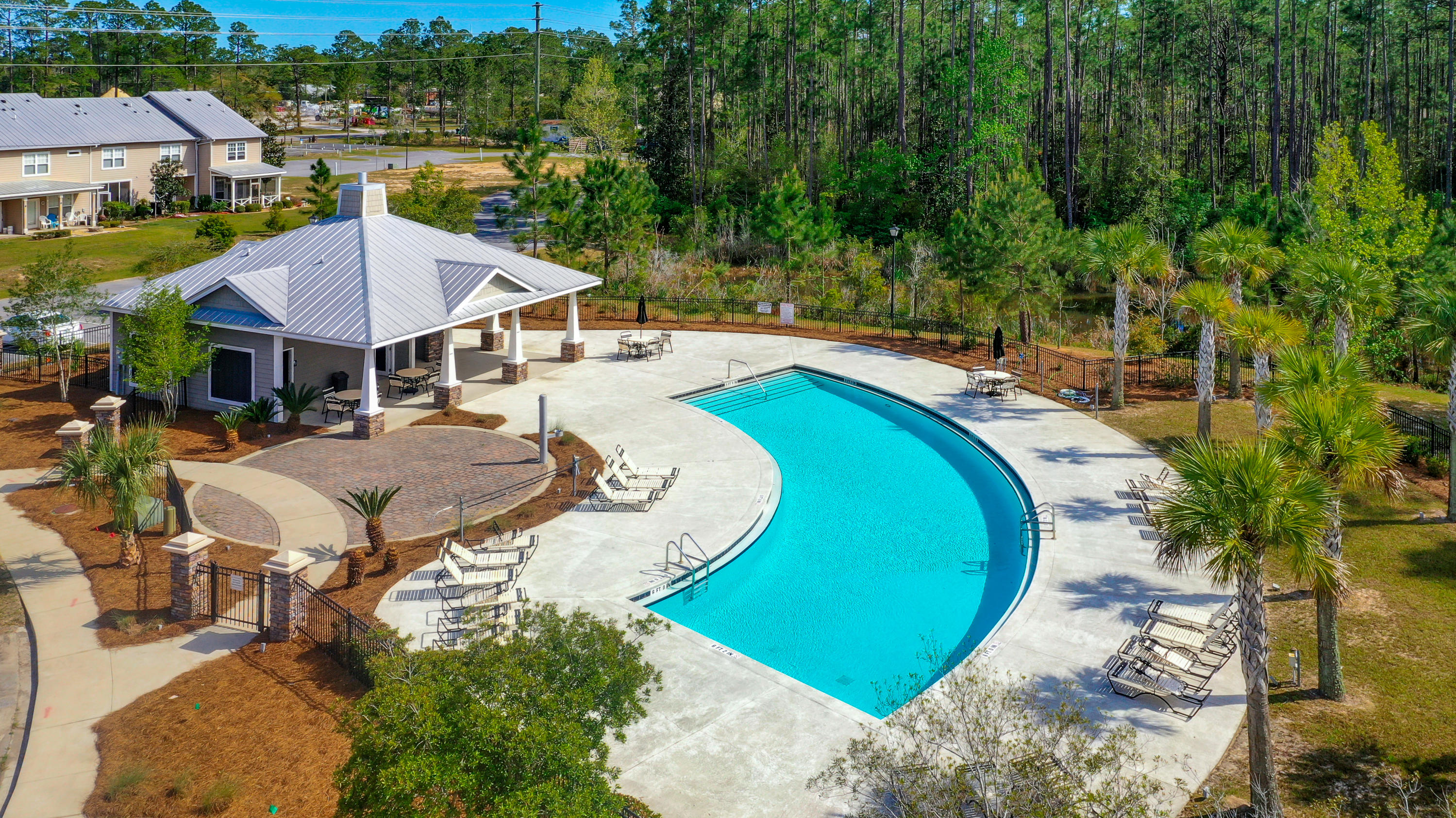 VERANDAS AT FREEPORT - Residential