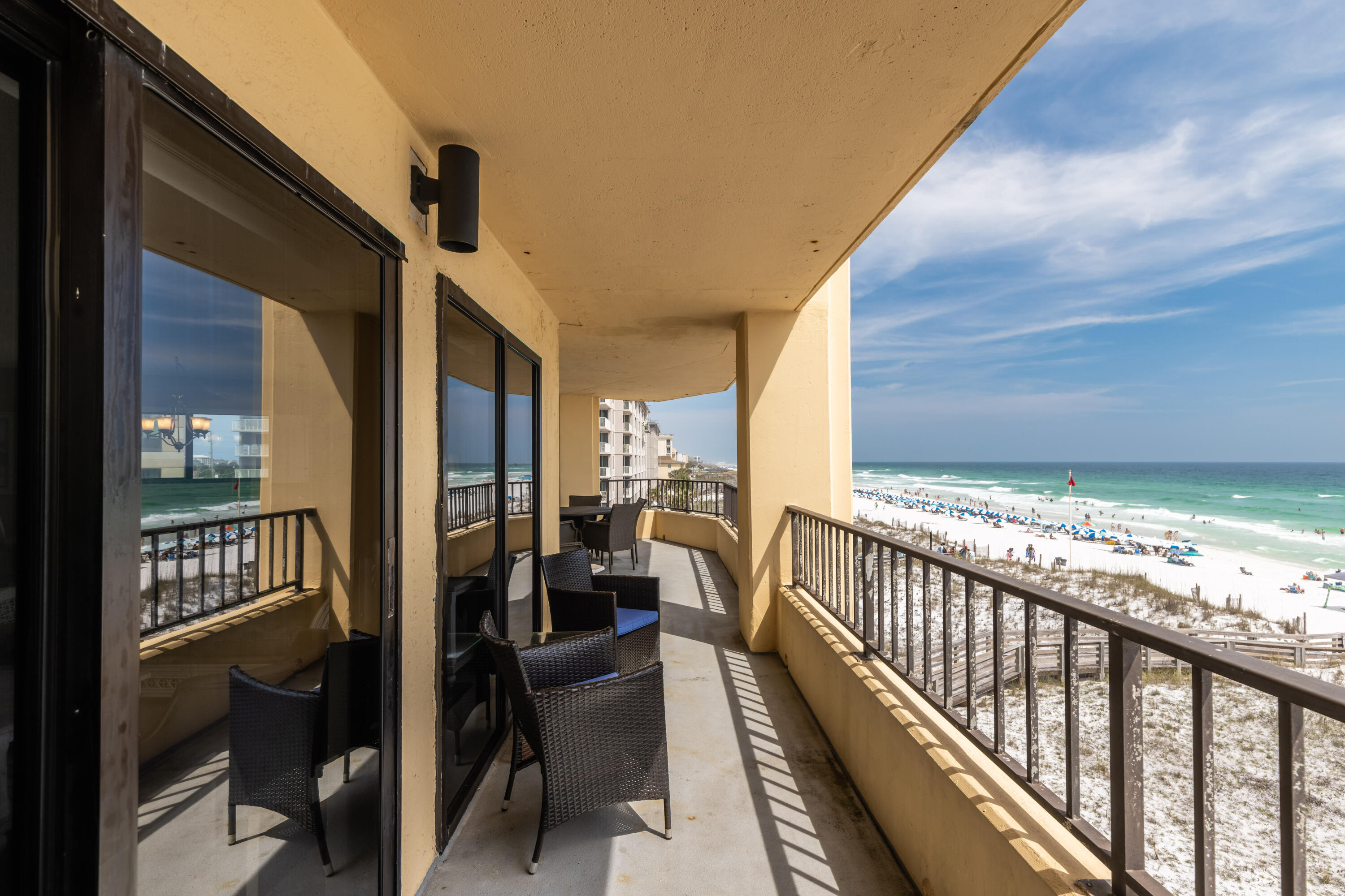 SURF DWELLER CONDO - Residential