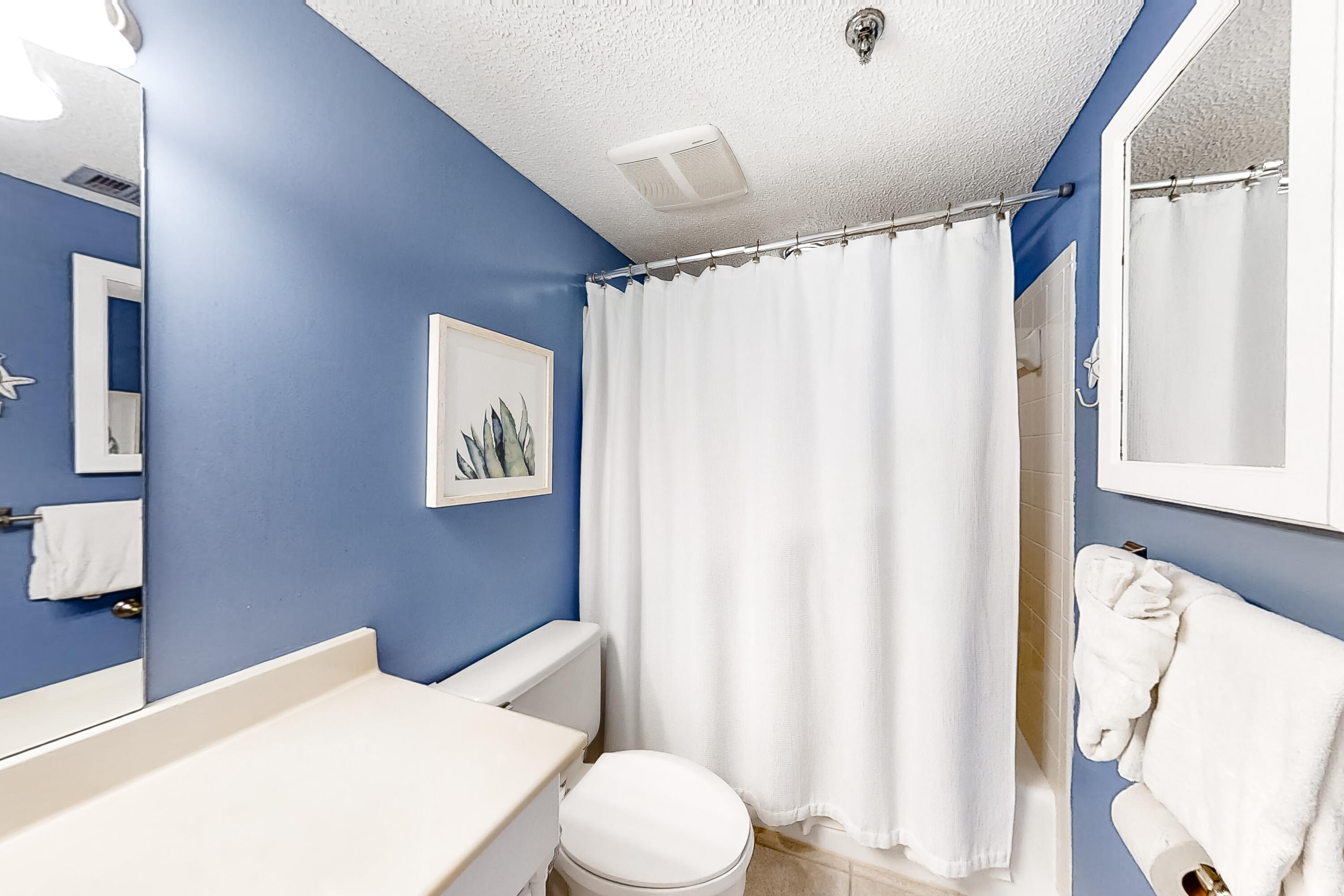 SURF DWELLER CONDO - Residential