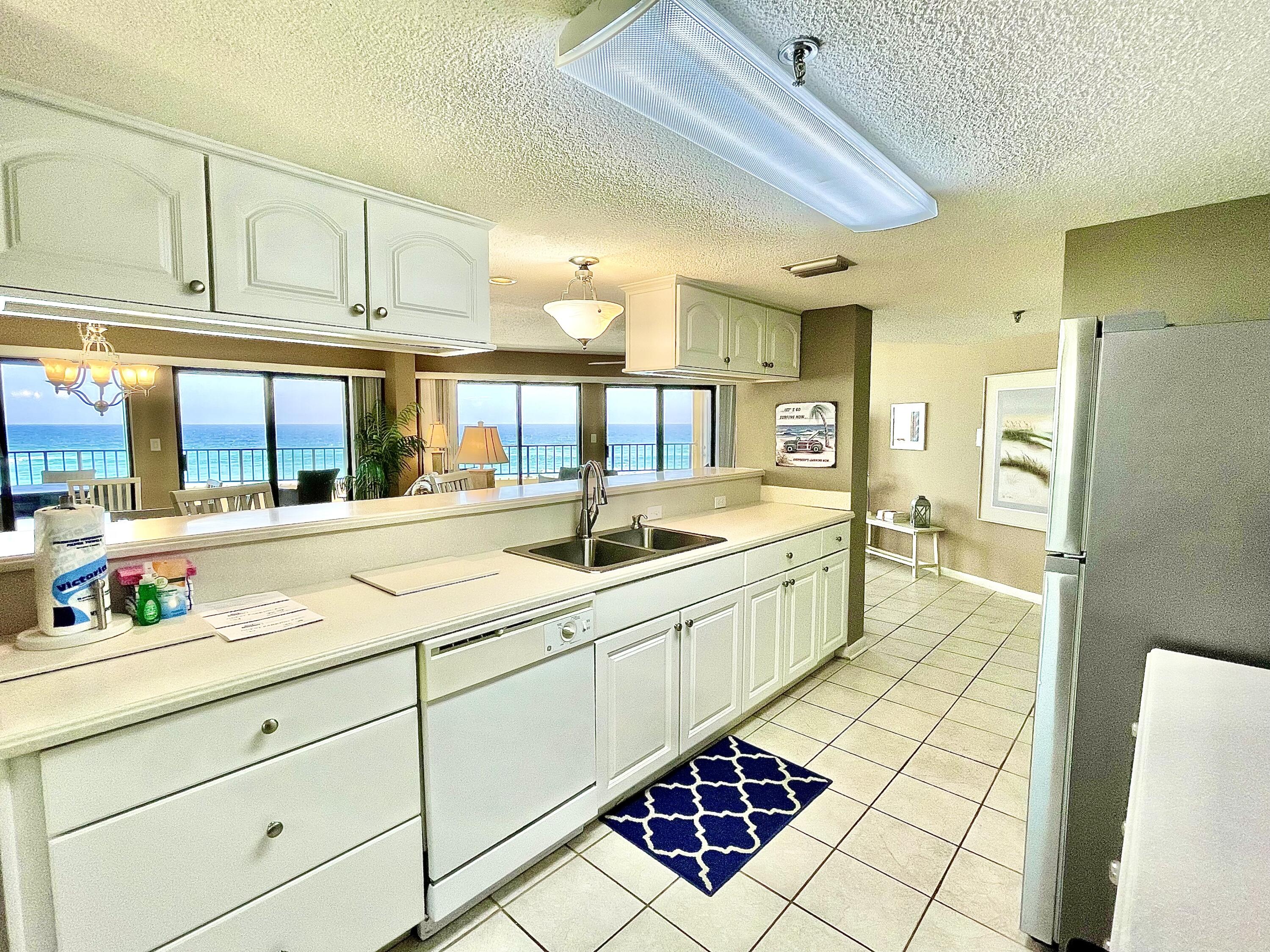 SURF DWELLER CONDO - Residential
