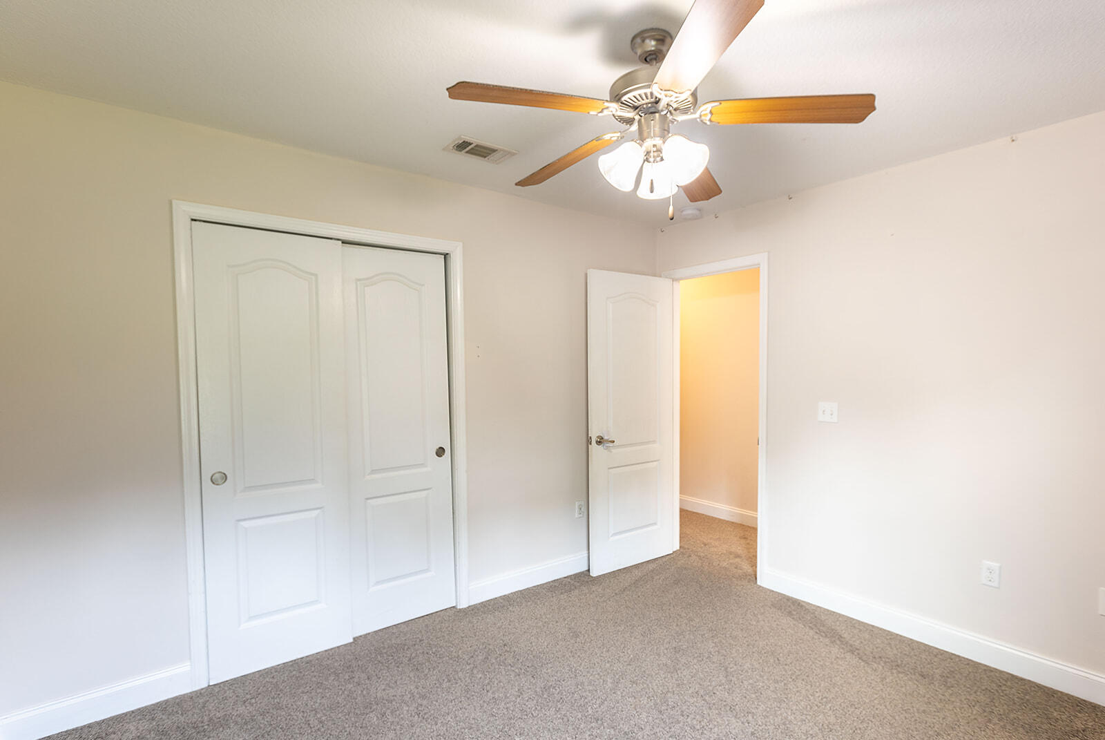 SKY RIDGE ESTATES 1ST ADD - Residential