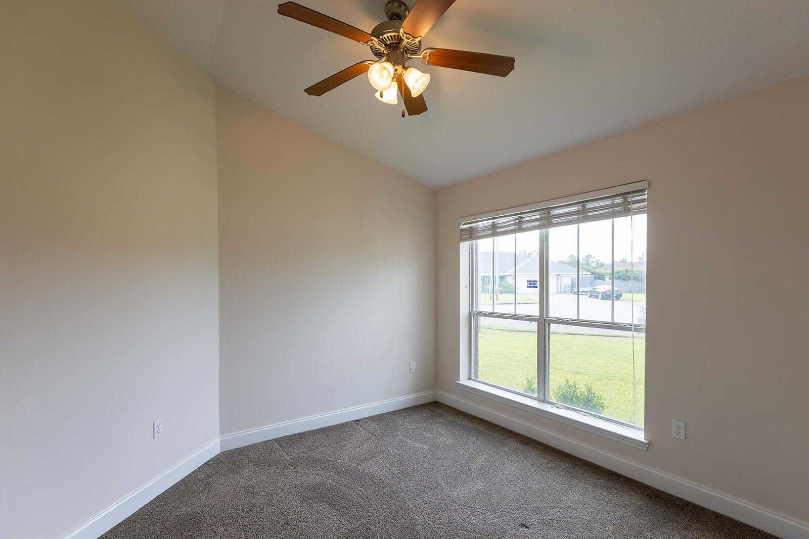 SKY RIDGE ESTATES 1ST ADD - Residential