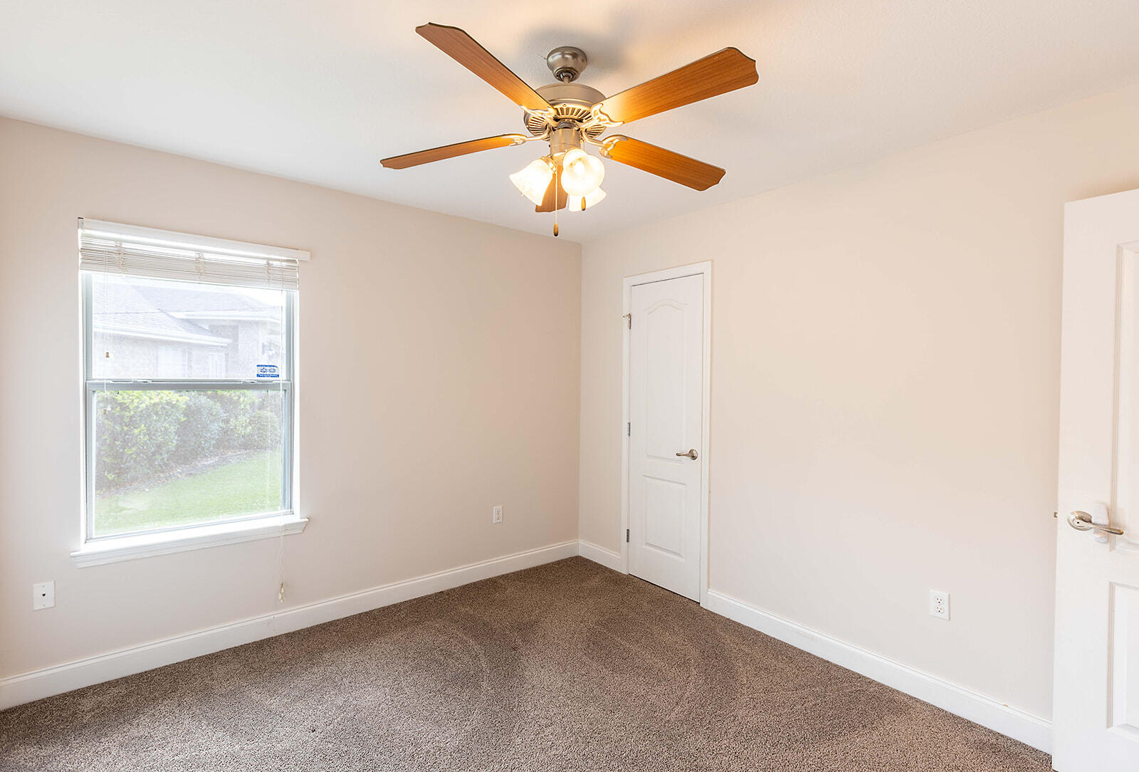 SKY RIDGE ESTATES 1ST ADD - Residential