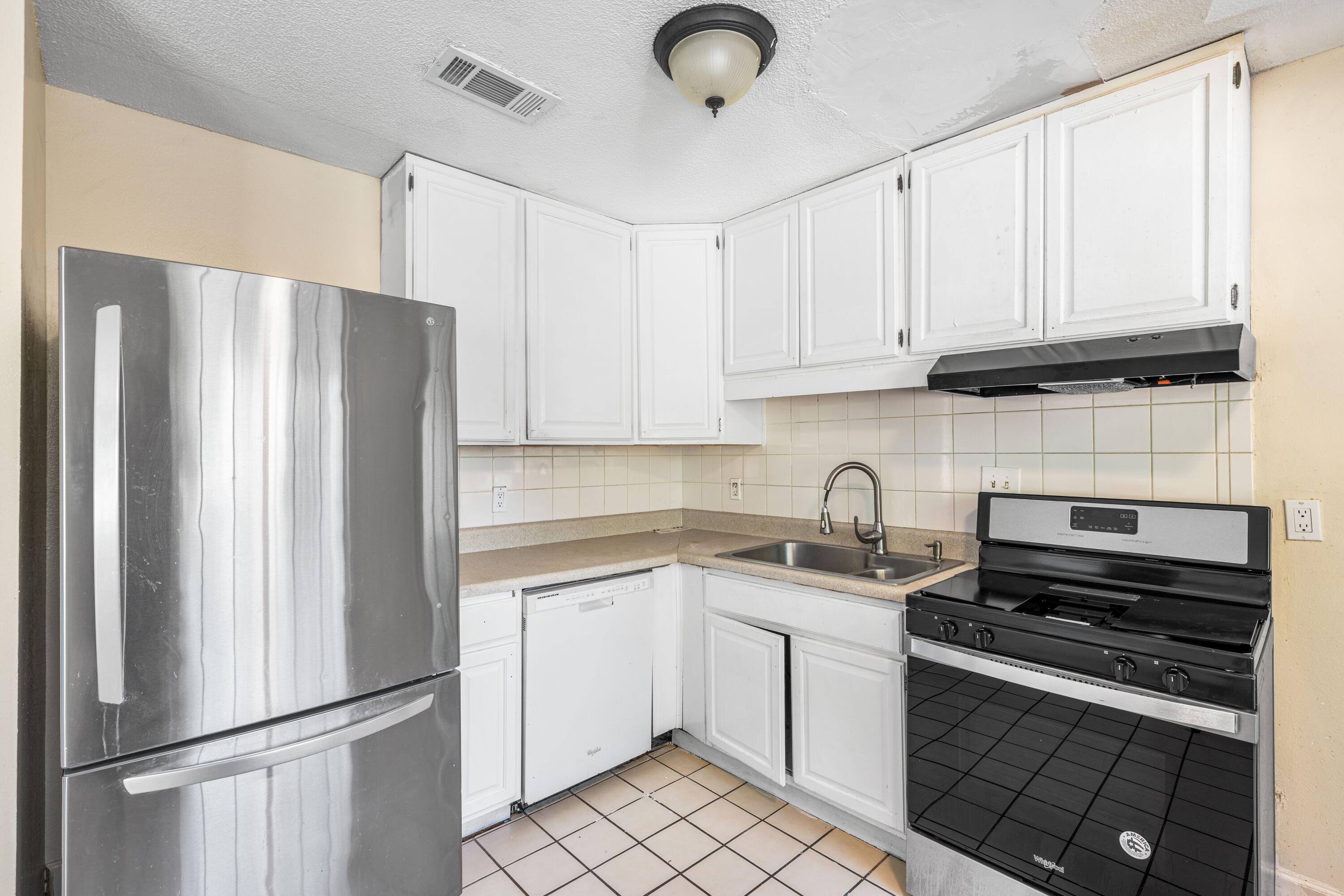 KELLY HOMES S/D - Residential