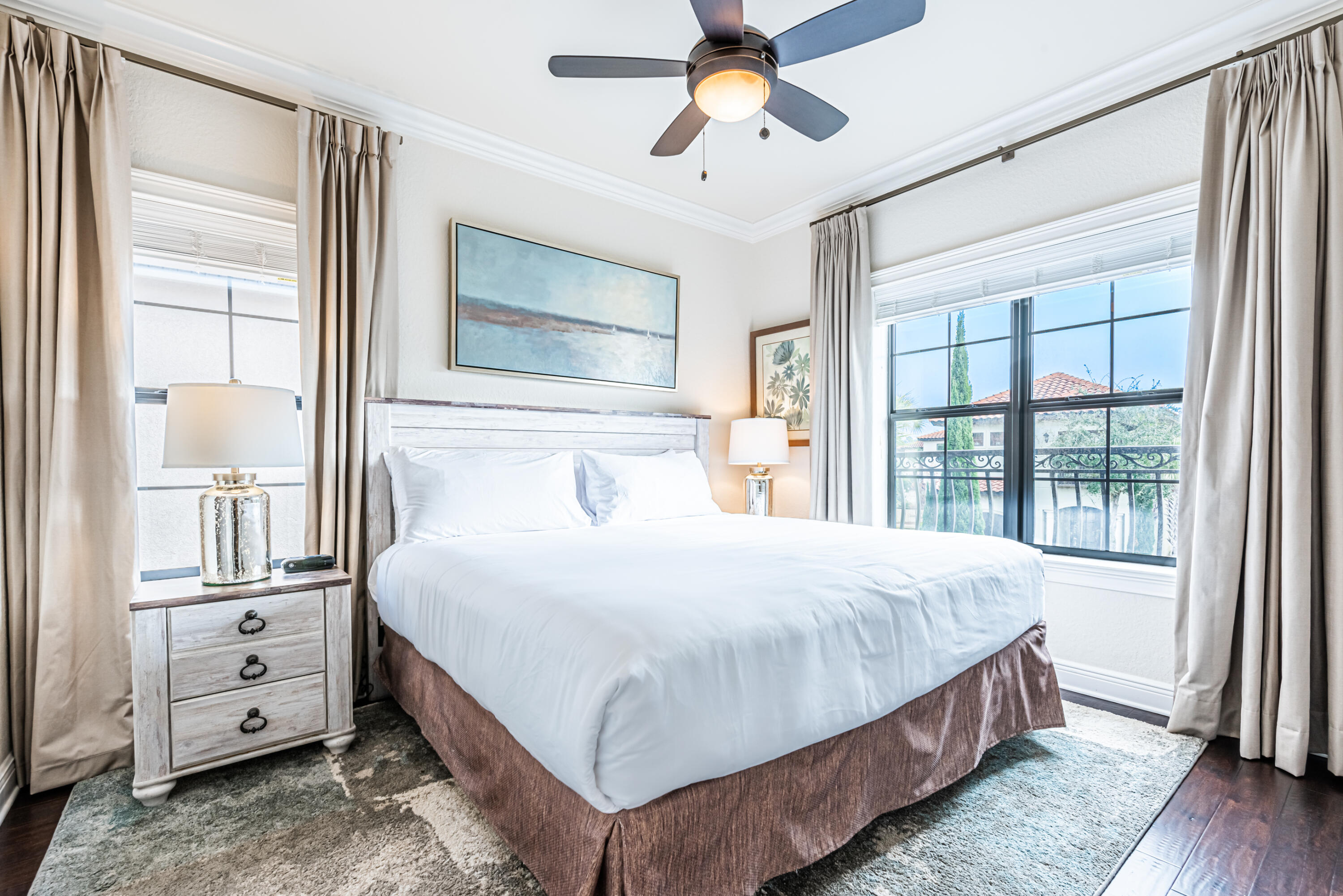 VILLA LAGO - Residential