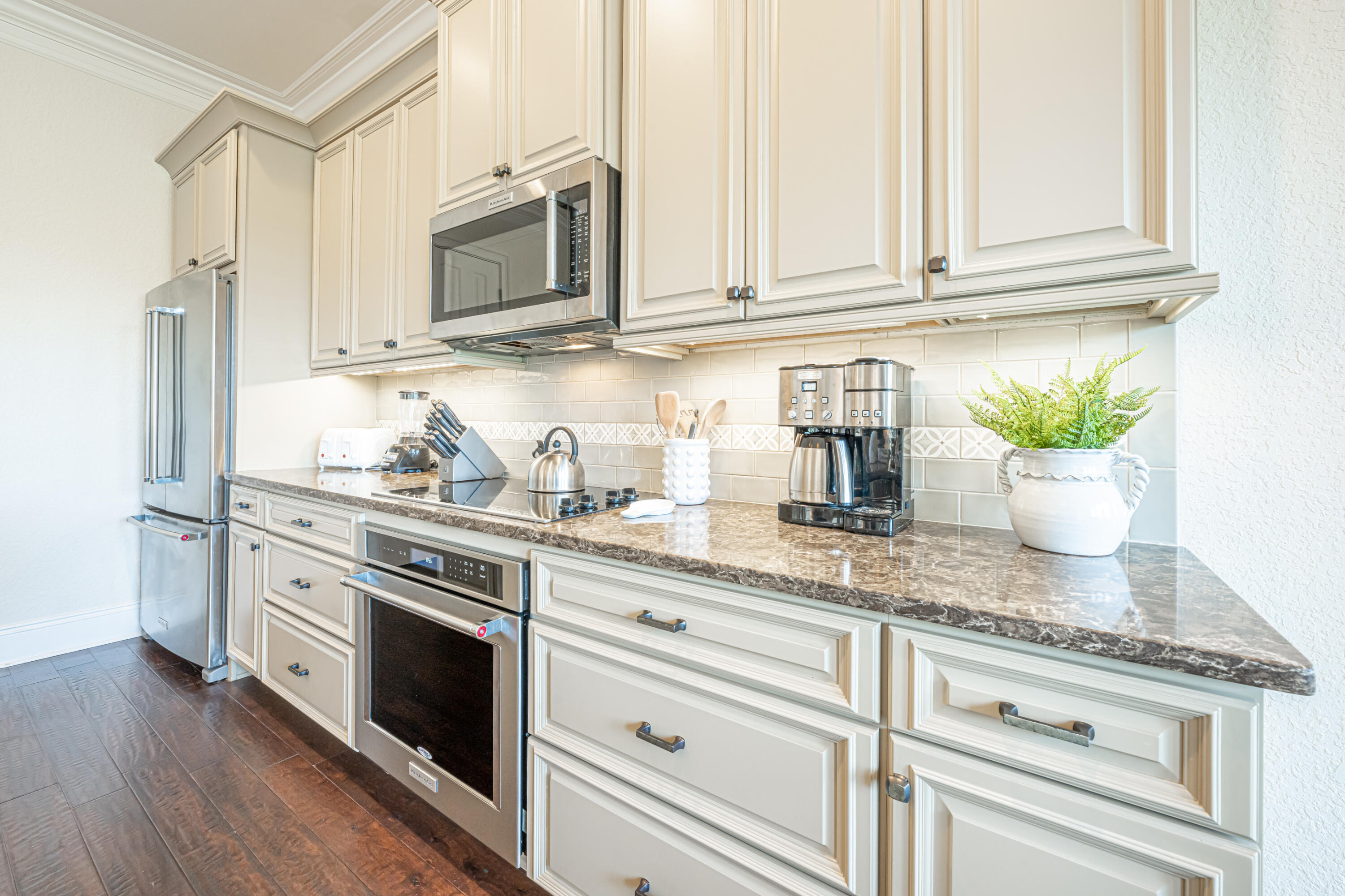 VILLA LAGO - Residential