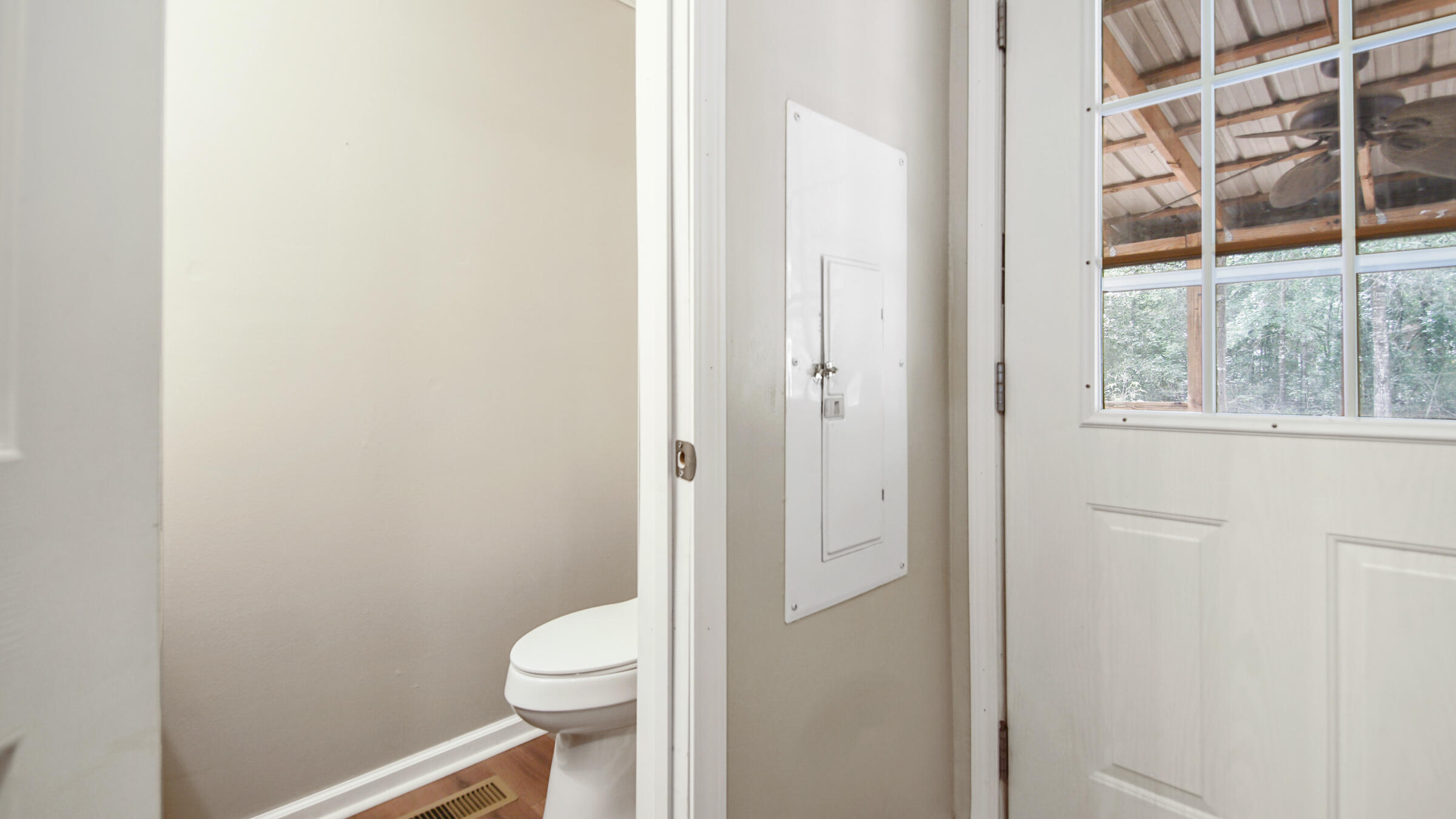 DEFUNIAK SPRINGS TOWN OF - Residential