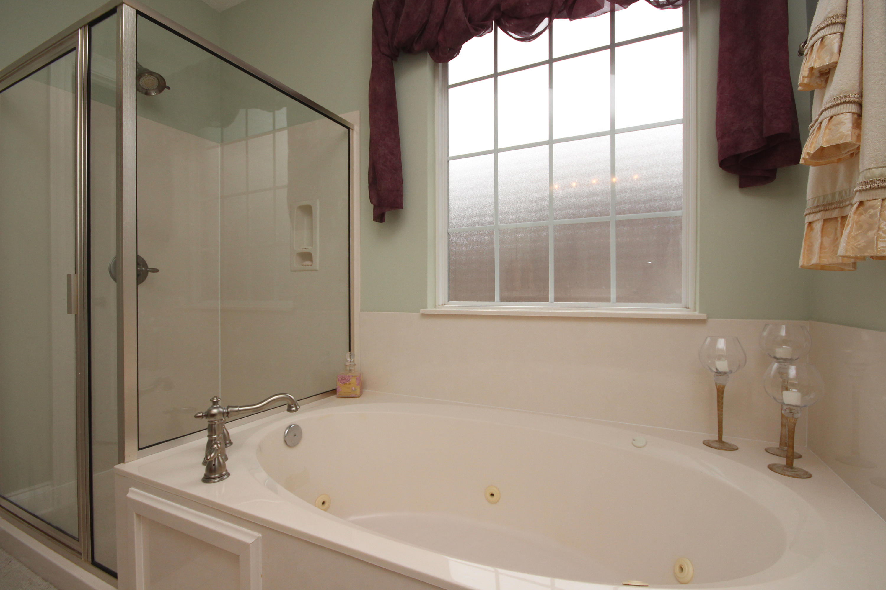 SHADOW PINES - Residential