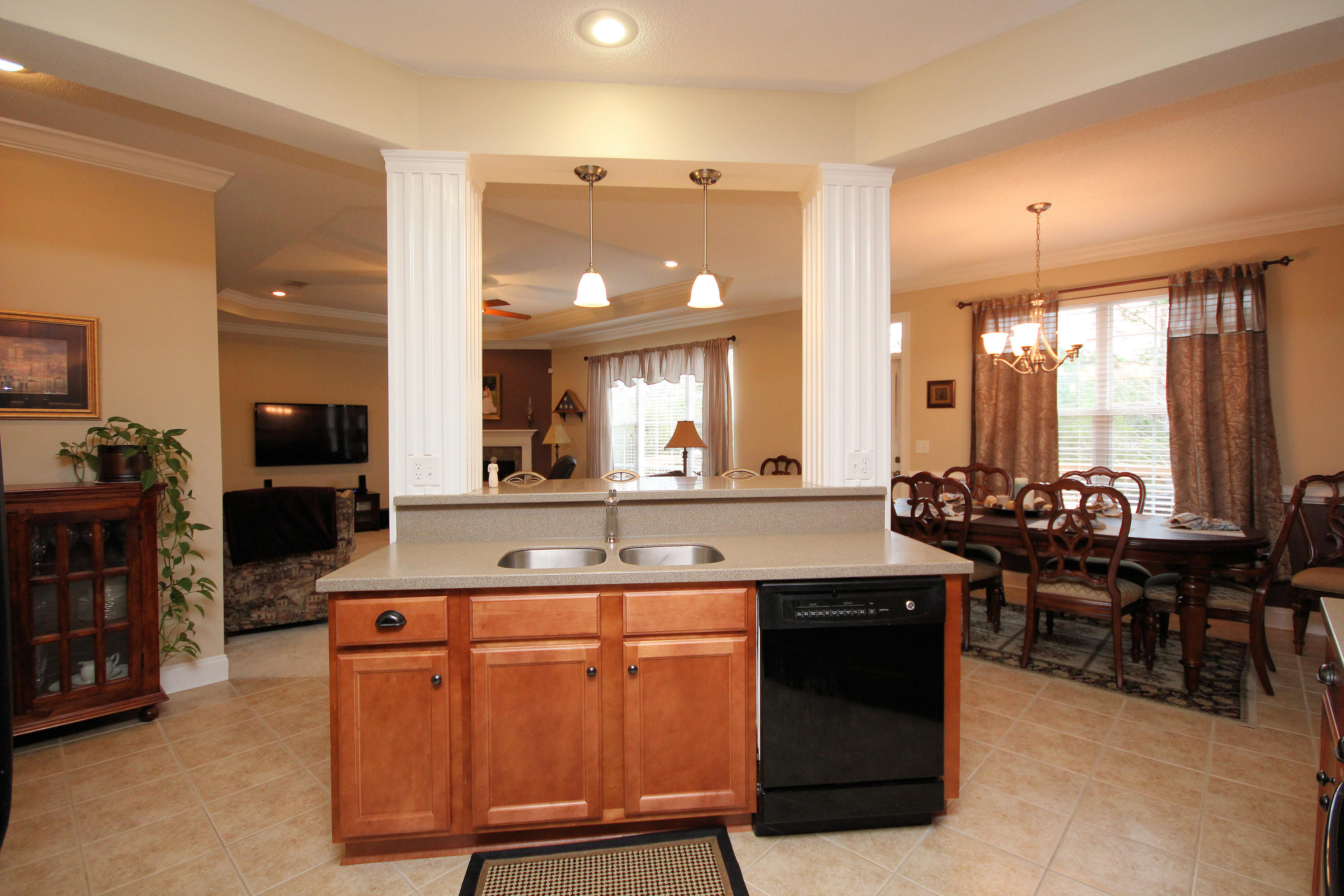 SHADOW PINES - Residential