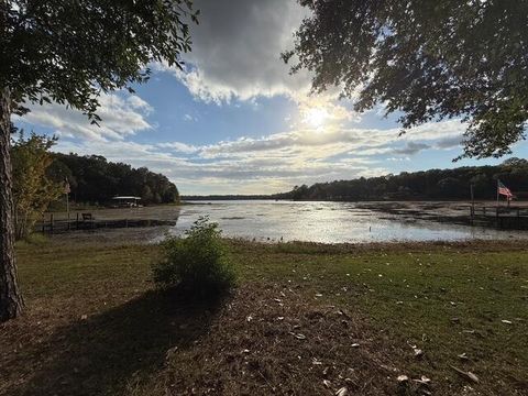 Photo of 00 Lake Holley Circle, DeFuniak Springs, FL 32433 (MLS # 987751)