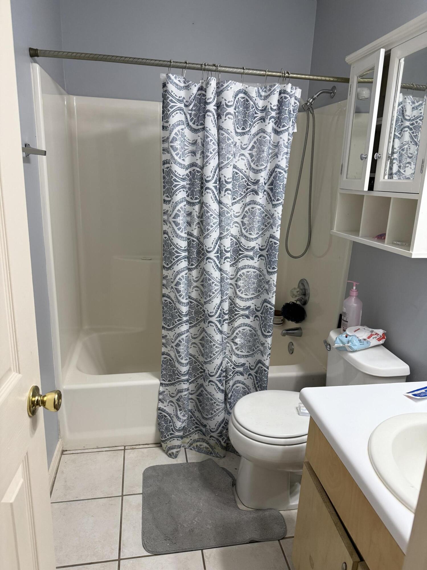 SOUTH POINTE ESTATES - Residential