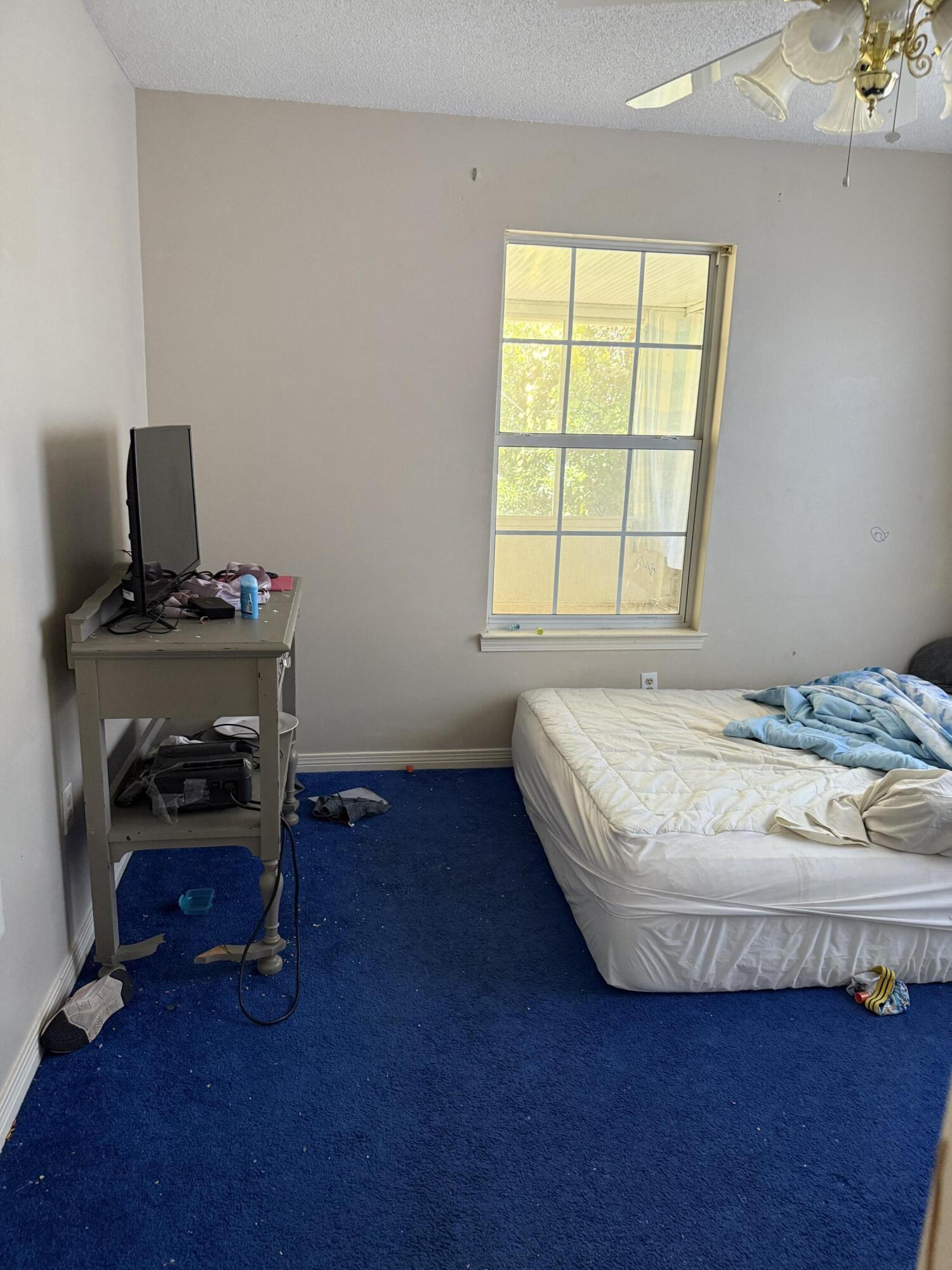 SOUTH POINTE ESTATES - Residential