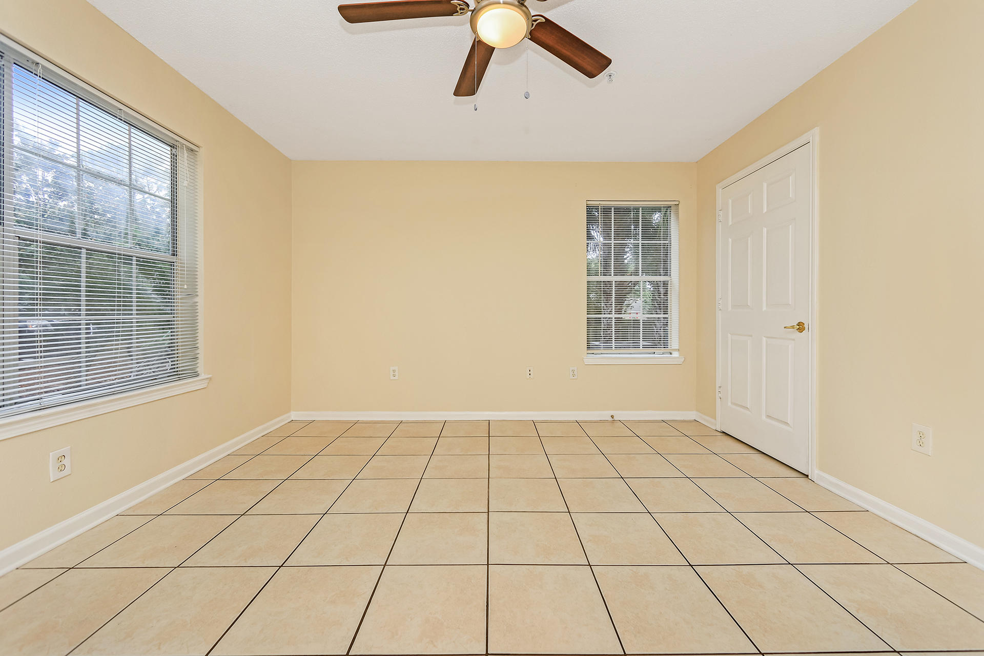 Indian Lake Condo Unit 169 Bldg 2 - Residential