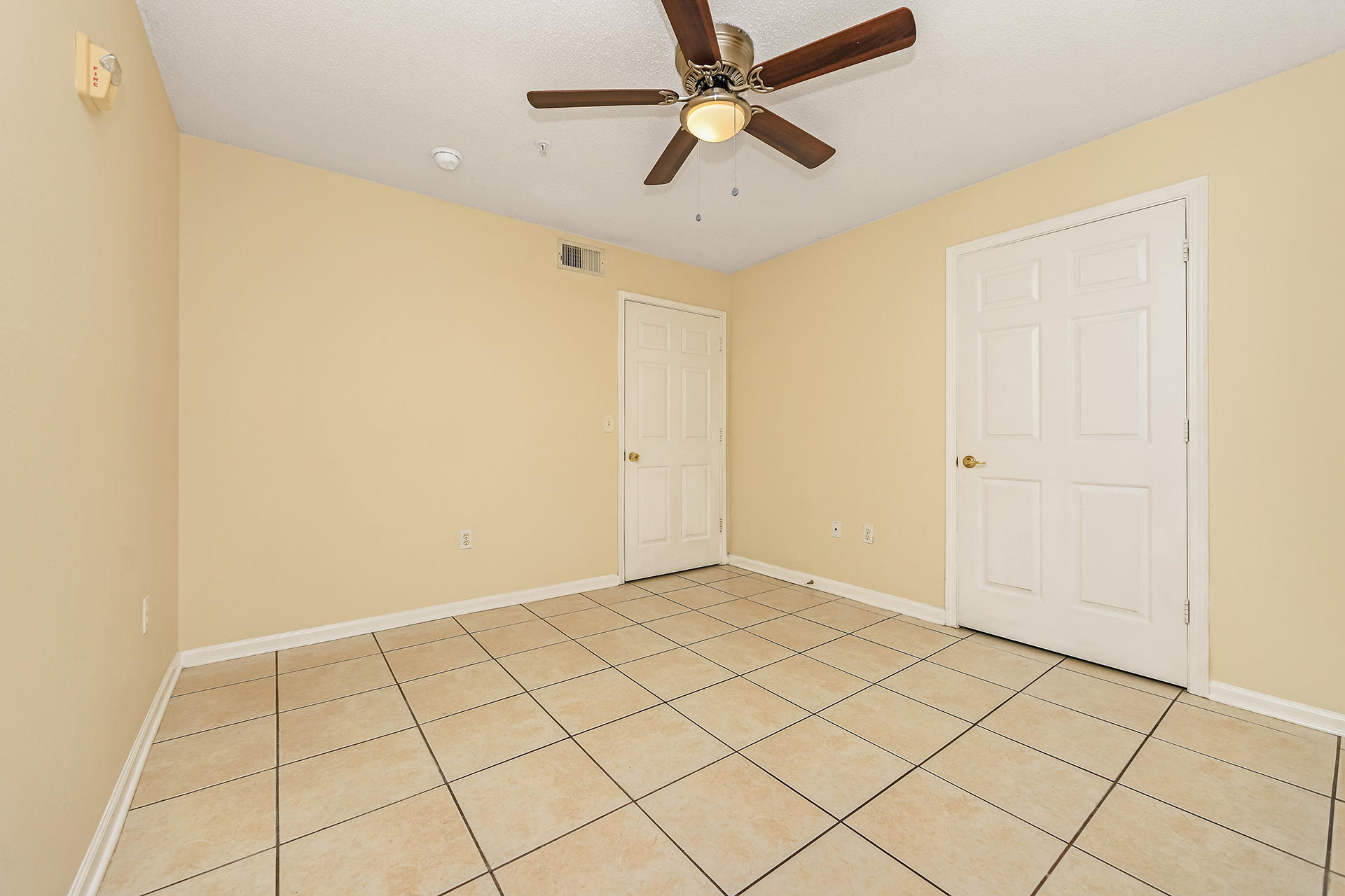 Indian Lake Condo Unit 169 Bldg 2 - Residential