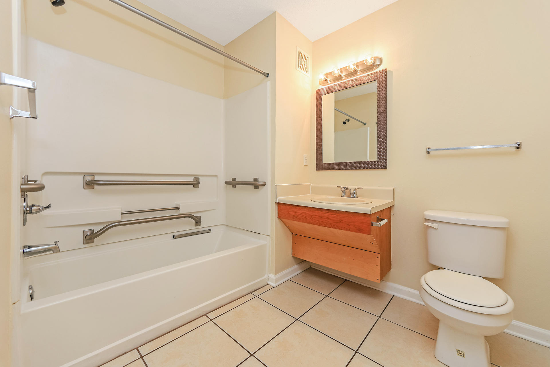 Indian Lake Condo Unit 169 Bldg 2 - Residential