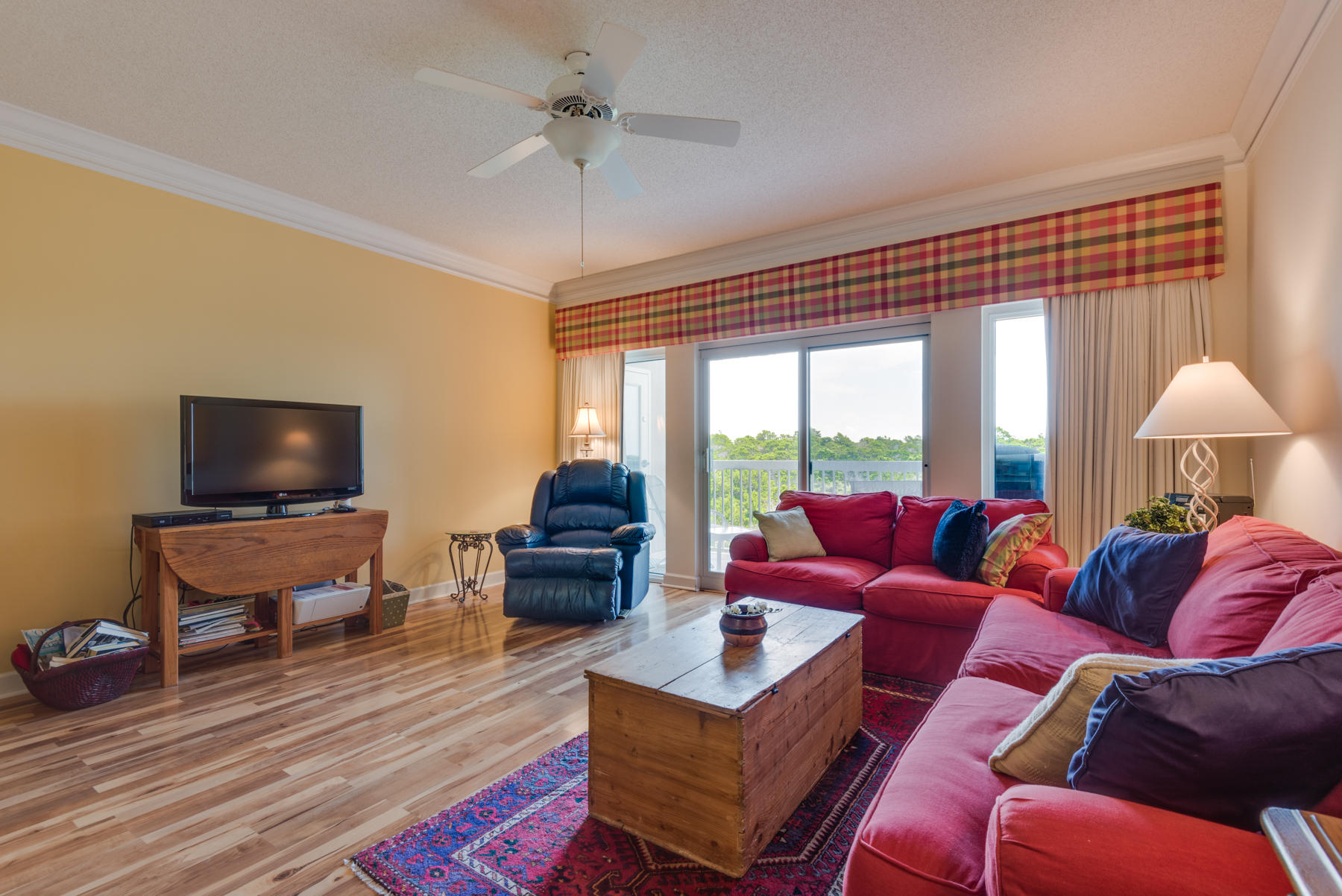 SUMMIT AT TOPS'L - Residential