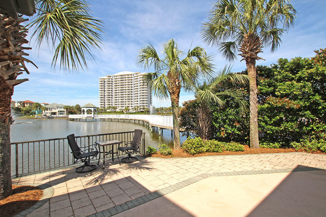 DUNES OF DESTIN - Residential