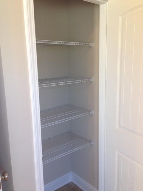 THOMPSON WOODS - Residential