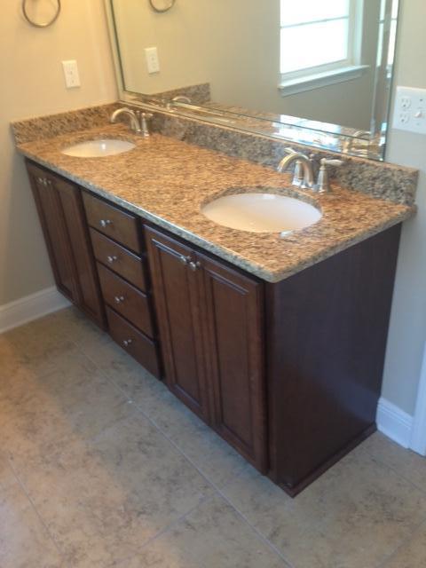 THOMPSON WOODS - Residential