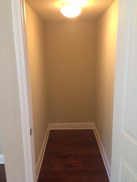 THOMPSON WOODS - Residential