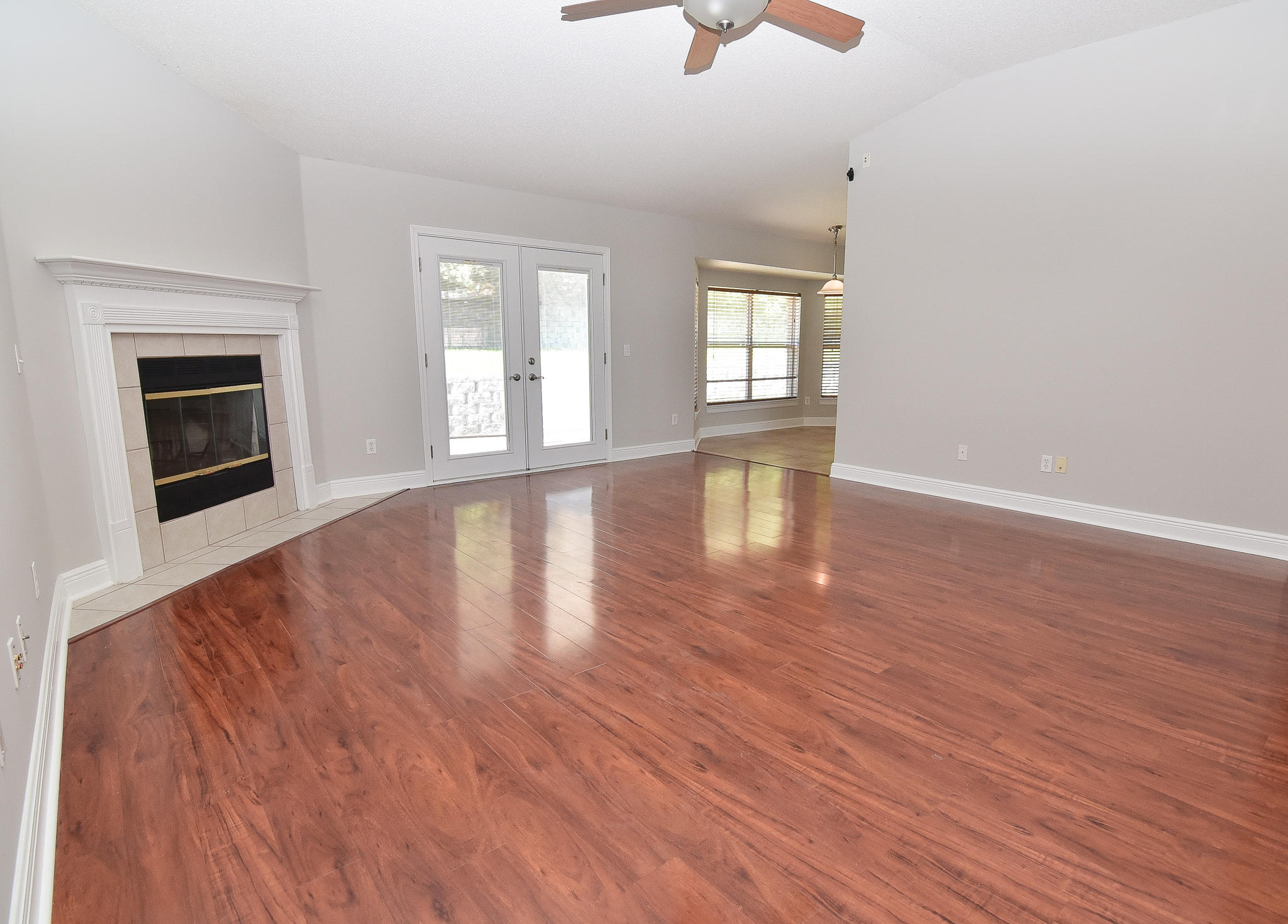 COUNTRYVIEW ESTATES 10TH ADDN - Residential