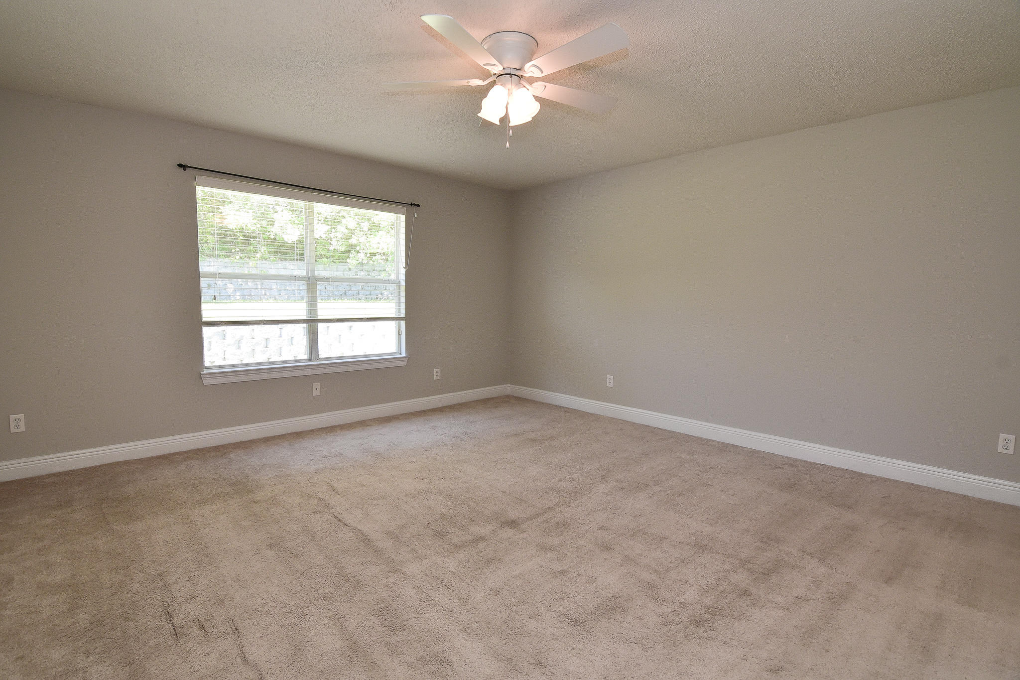 COUNTRYVIEW ESTATES 10TH ADDN - Residential