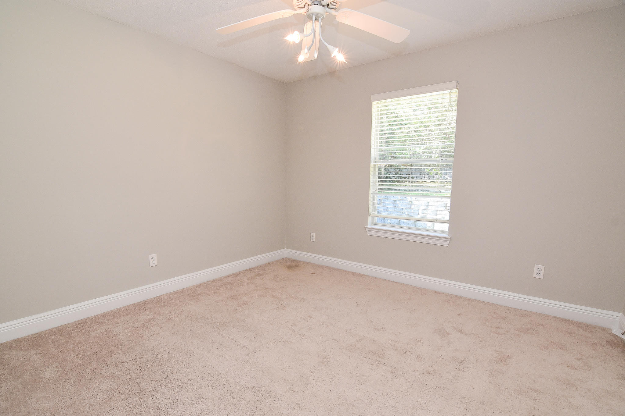 COUNTRYVIEW ESTATES 10TH ADDN - Residential