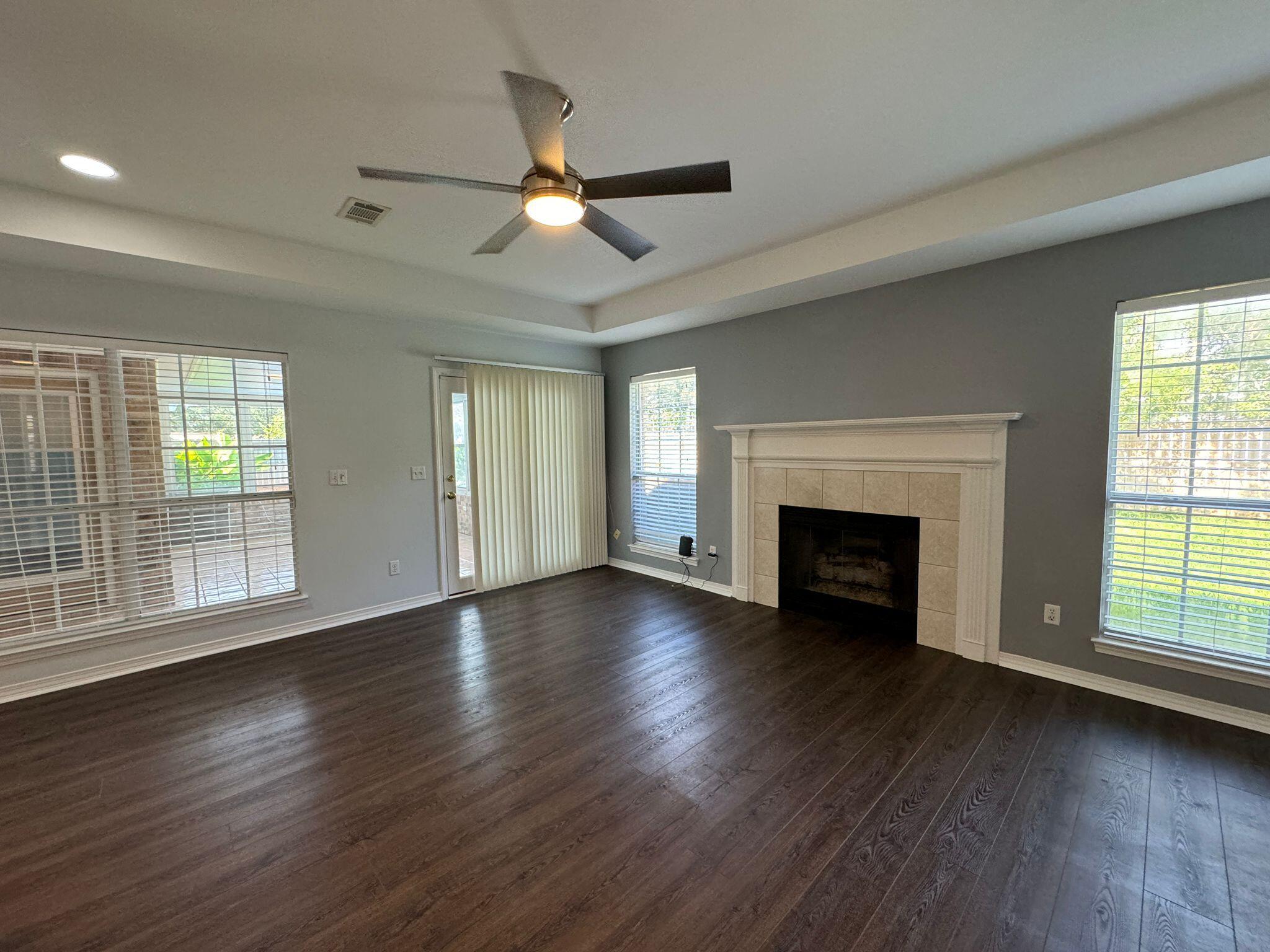 RIDGE WOOD MANOR - Residential Lease