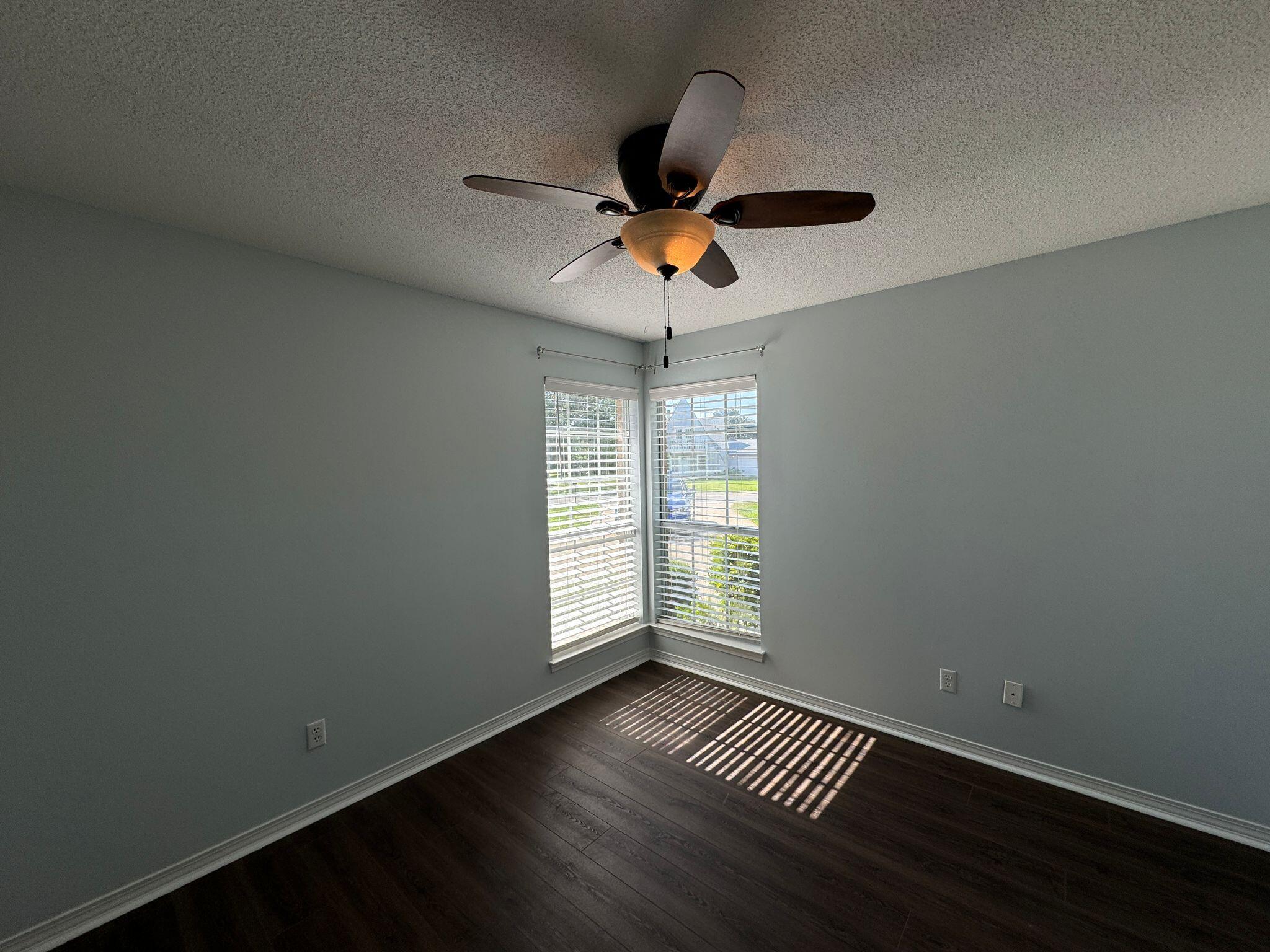 RIDGE WOOD MANOR - Residential Lease