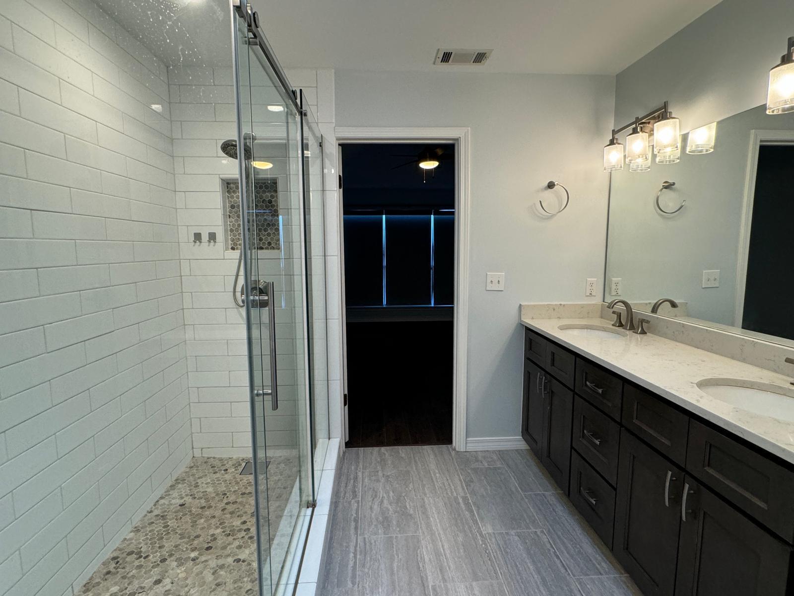 RIDGE WOOD MANOR - Residential Lease