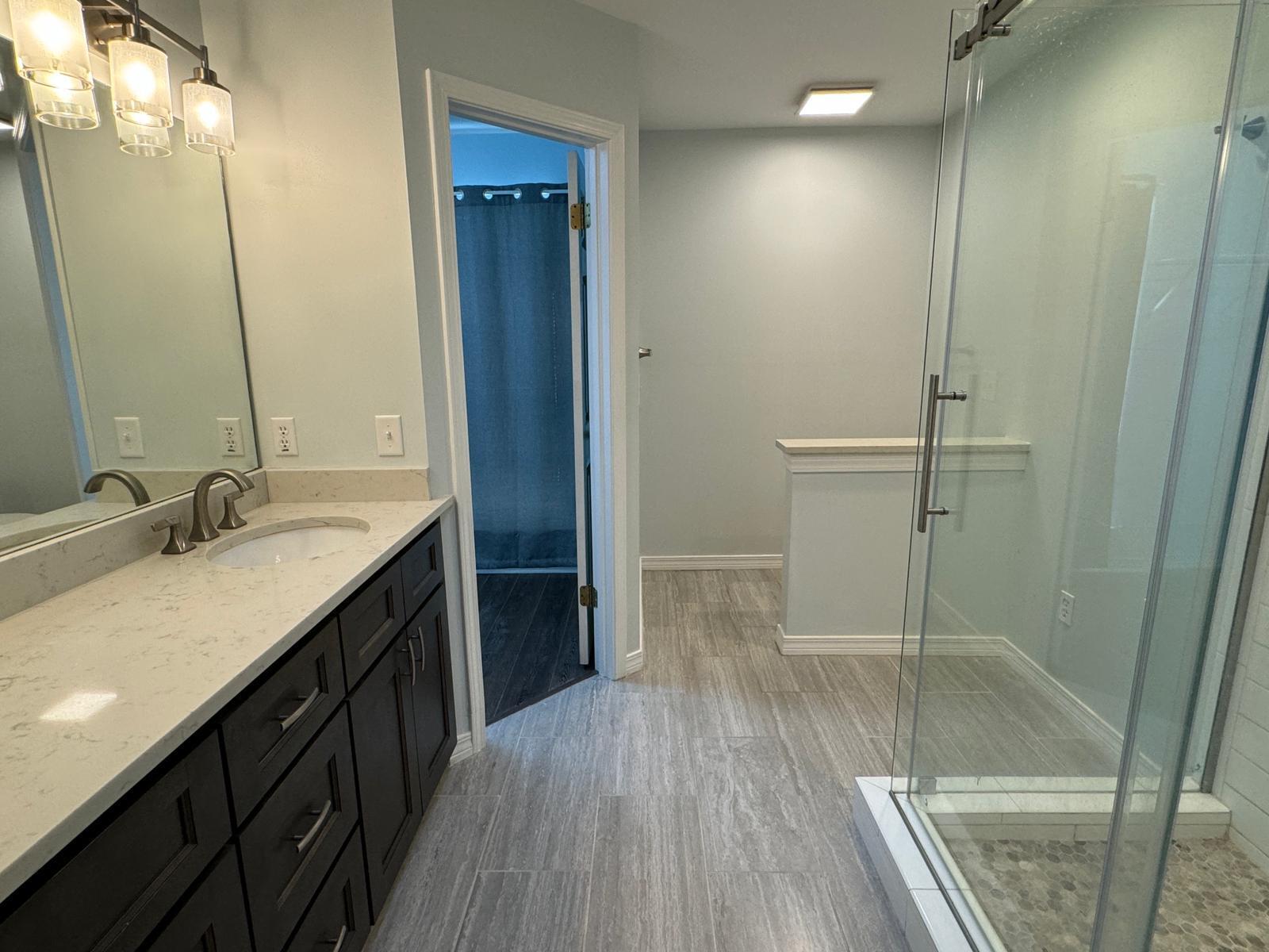 RIDGE WOOD MANOR - Residential Lease