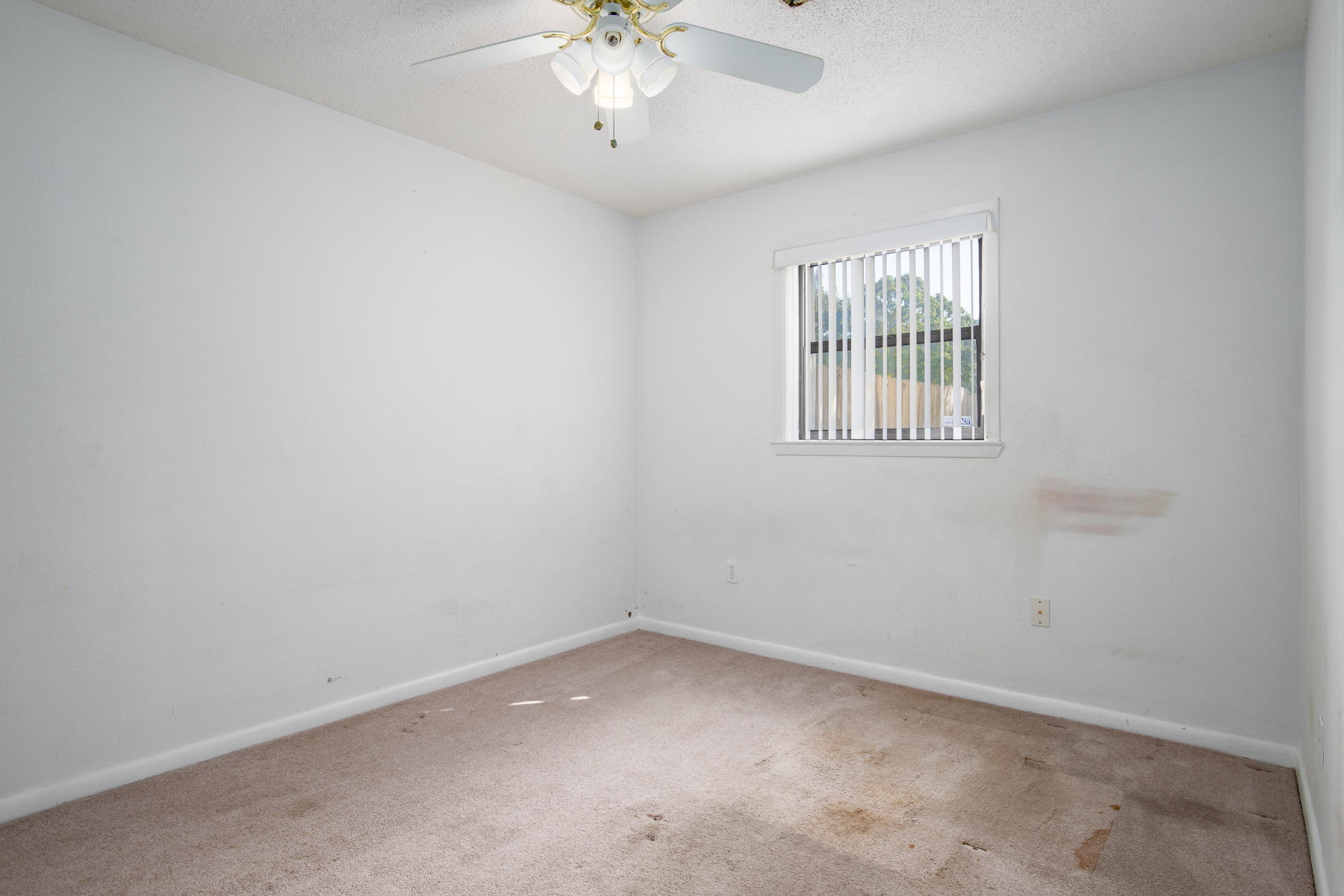 OAK TREE PARK - Residential