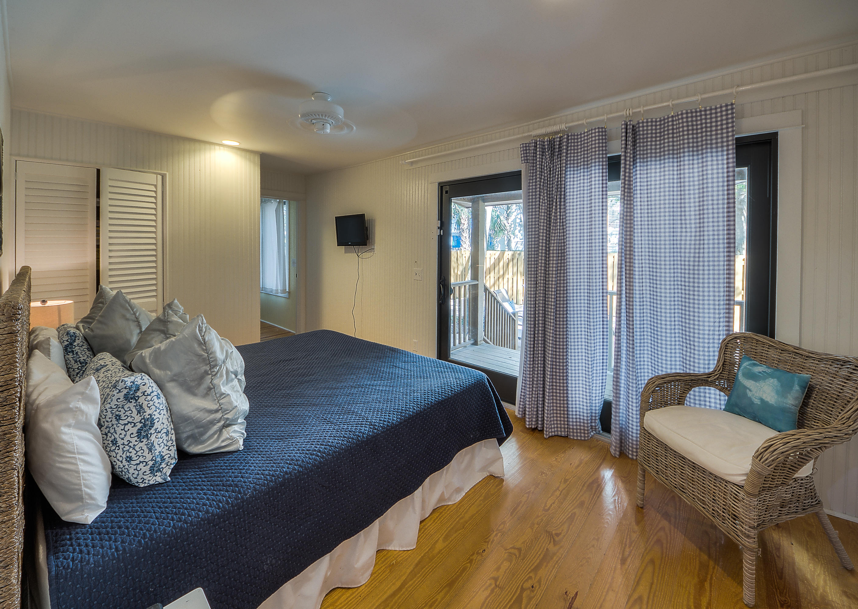 SEAGROVE 1ST ADDN - Residential