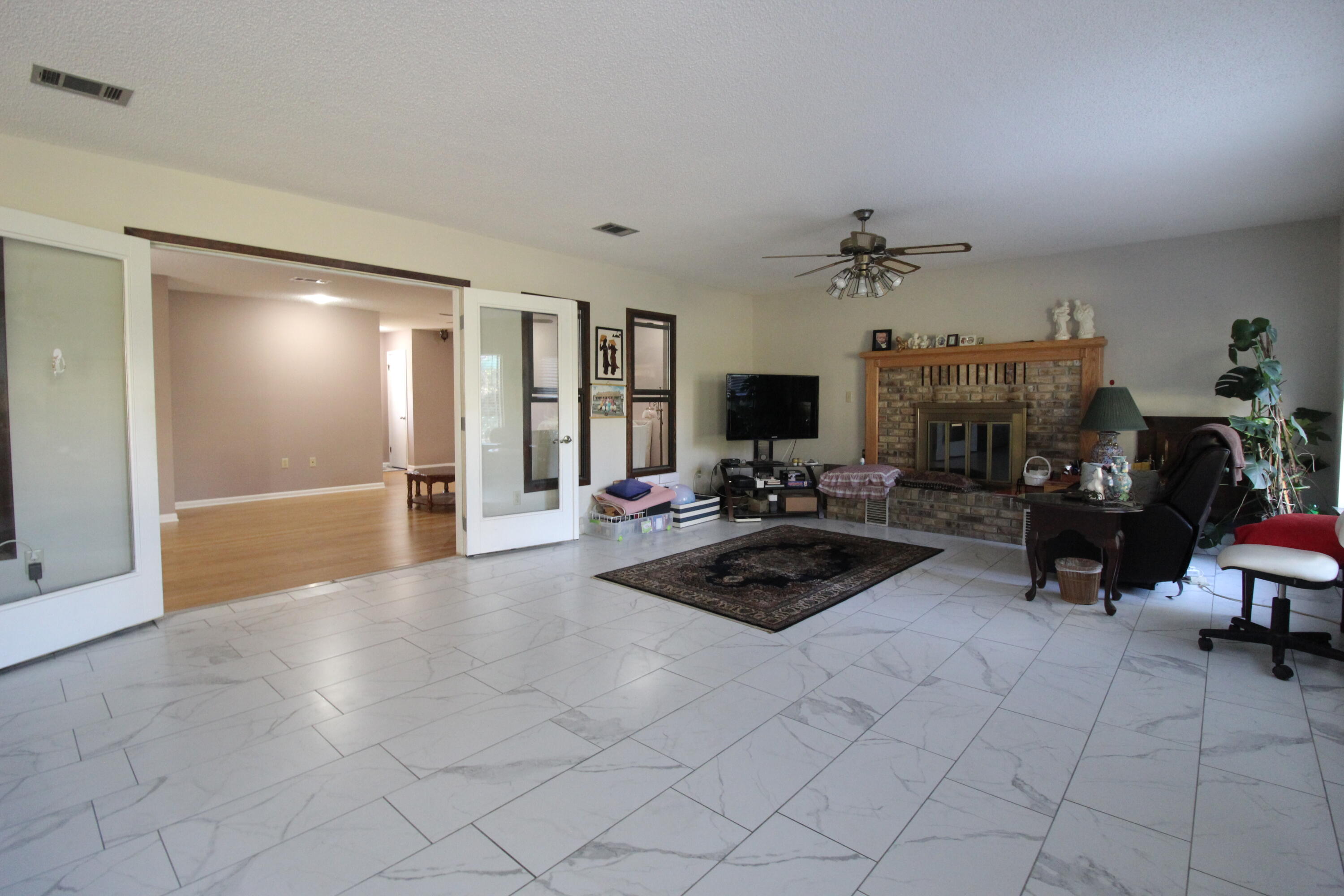 PINE LAKE S/D - Residential