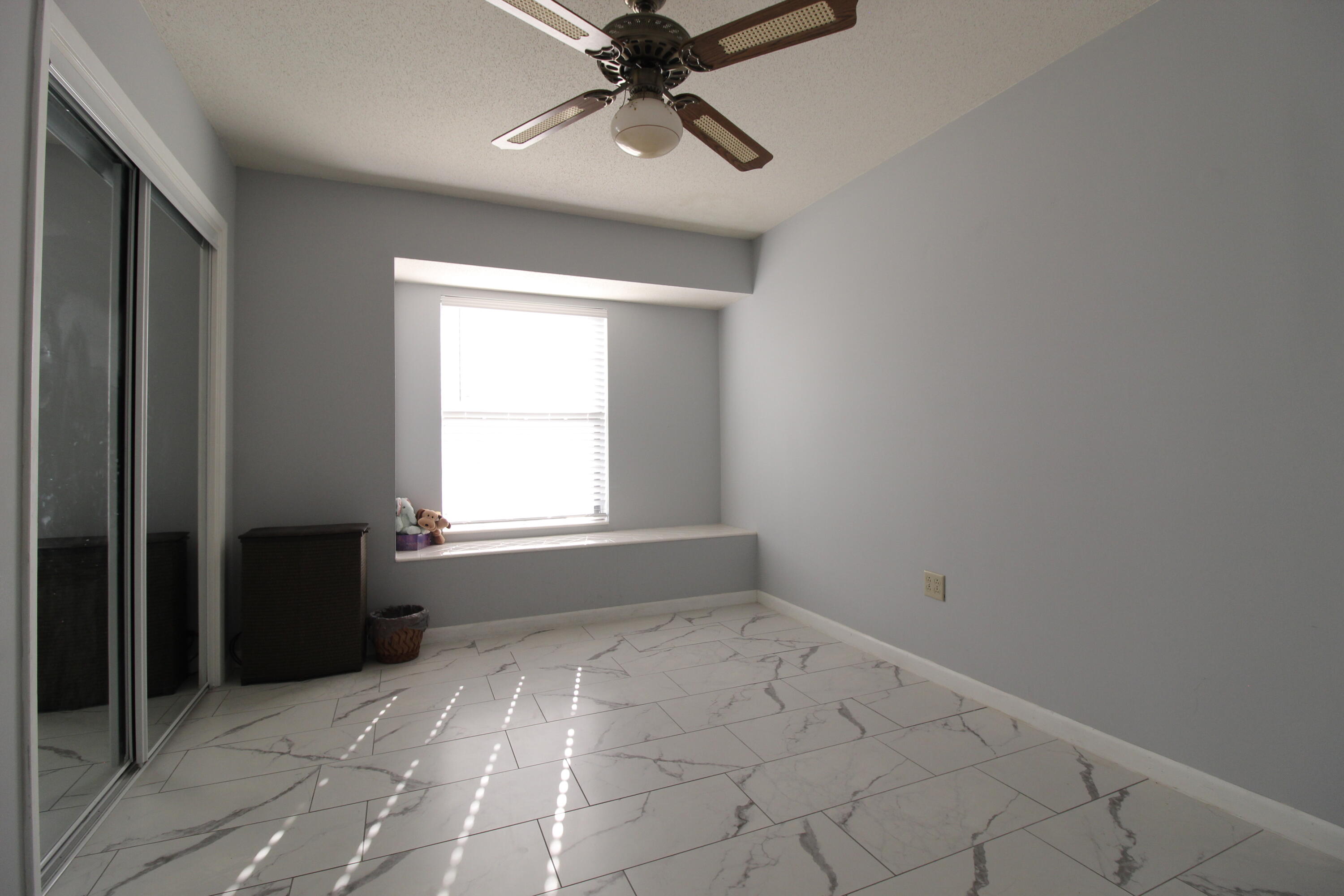 PINE LAKE S/D - Residential