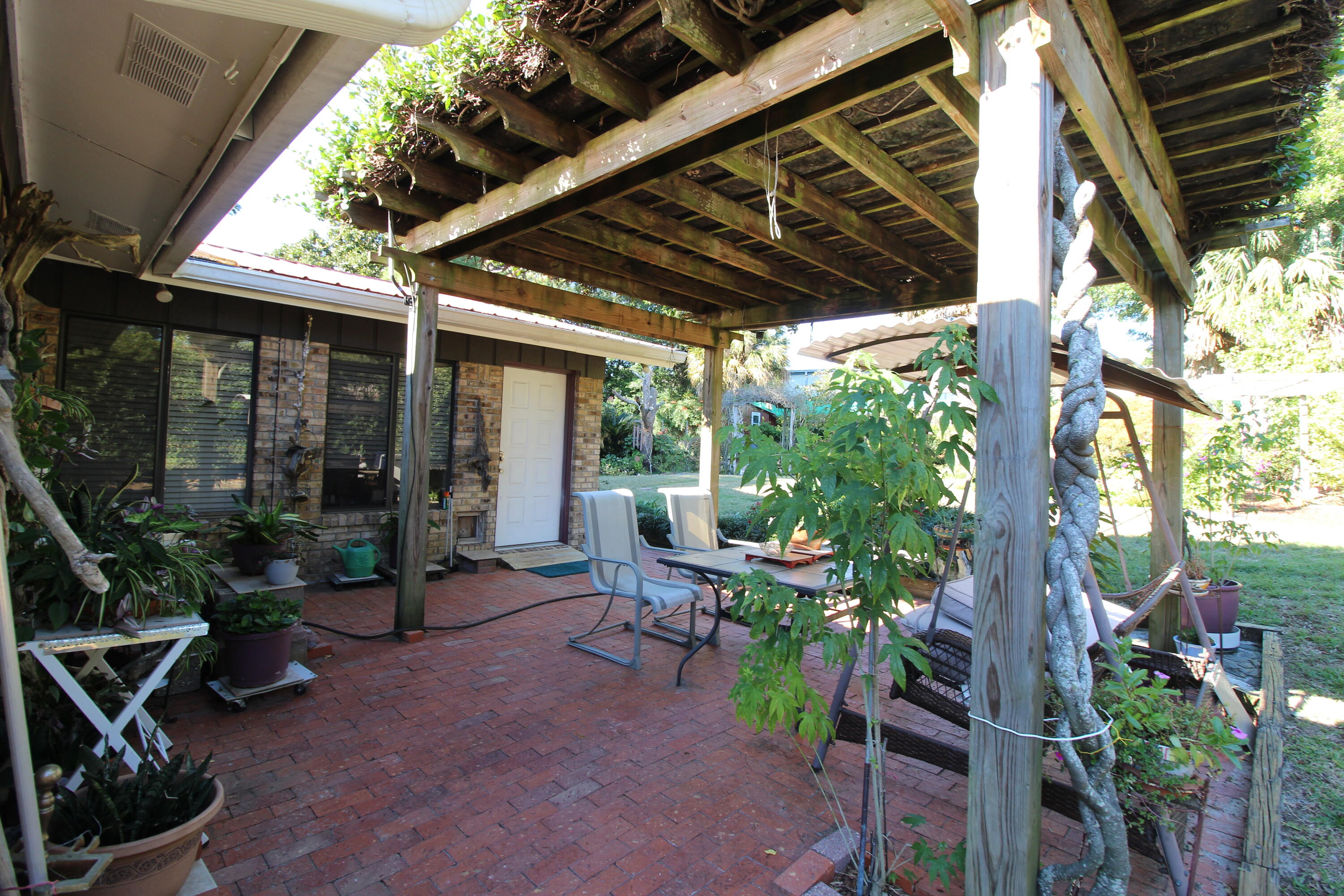 PINE LAKE S/D - Residential