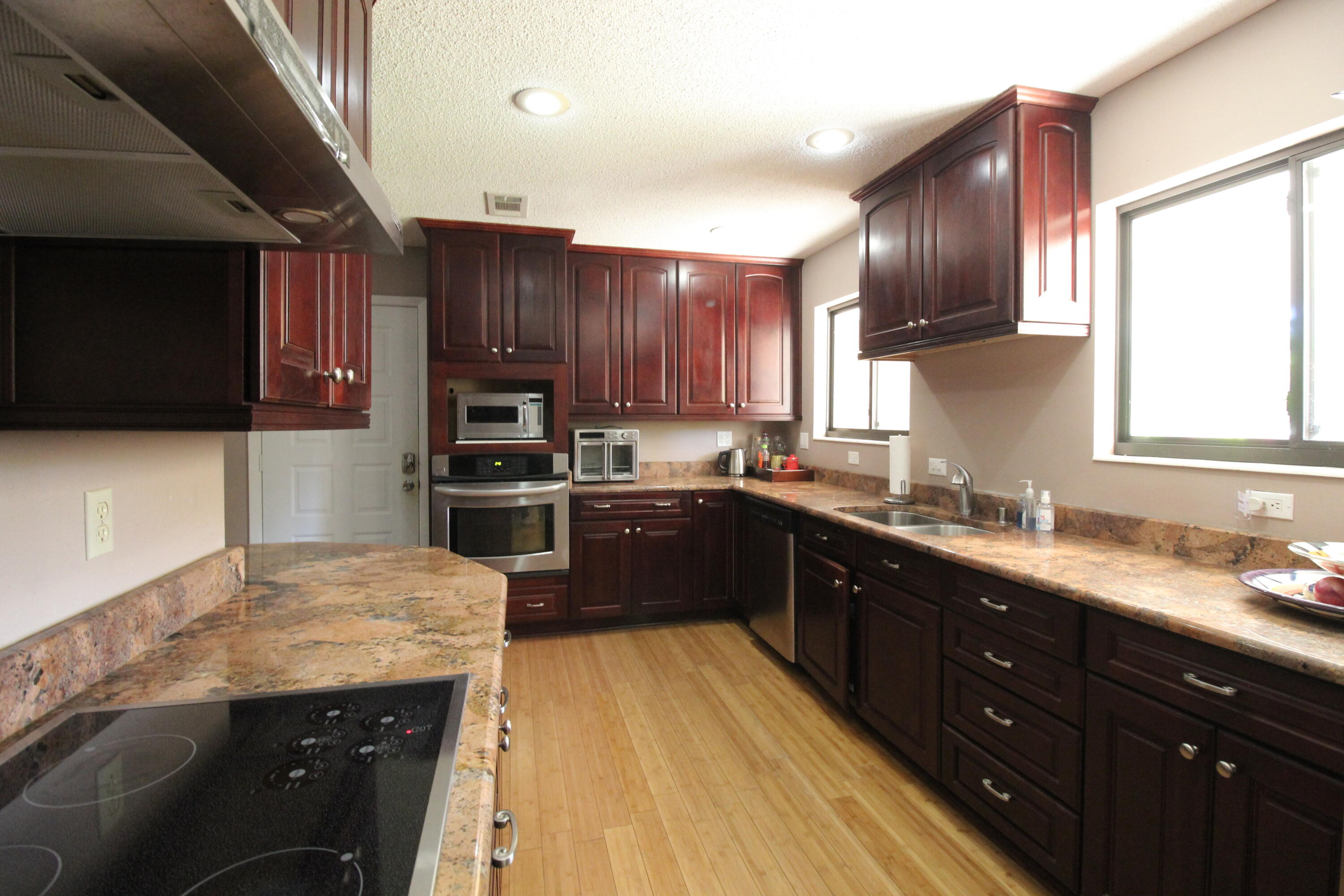 PINE LAKE S/D - Residential