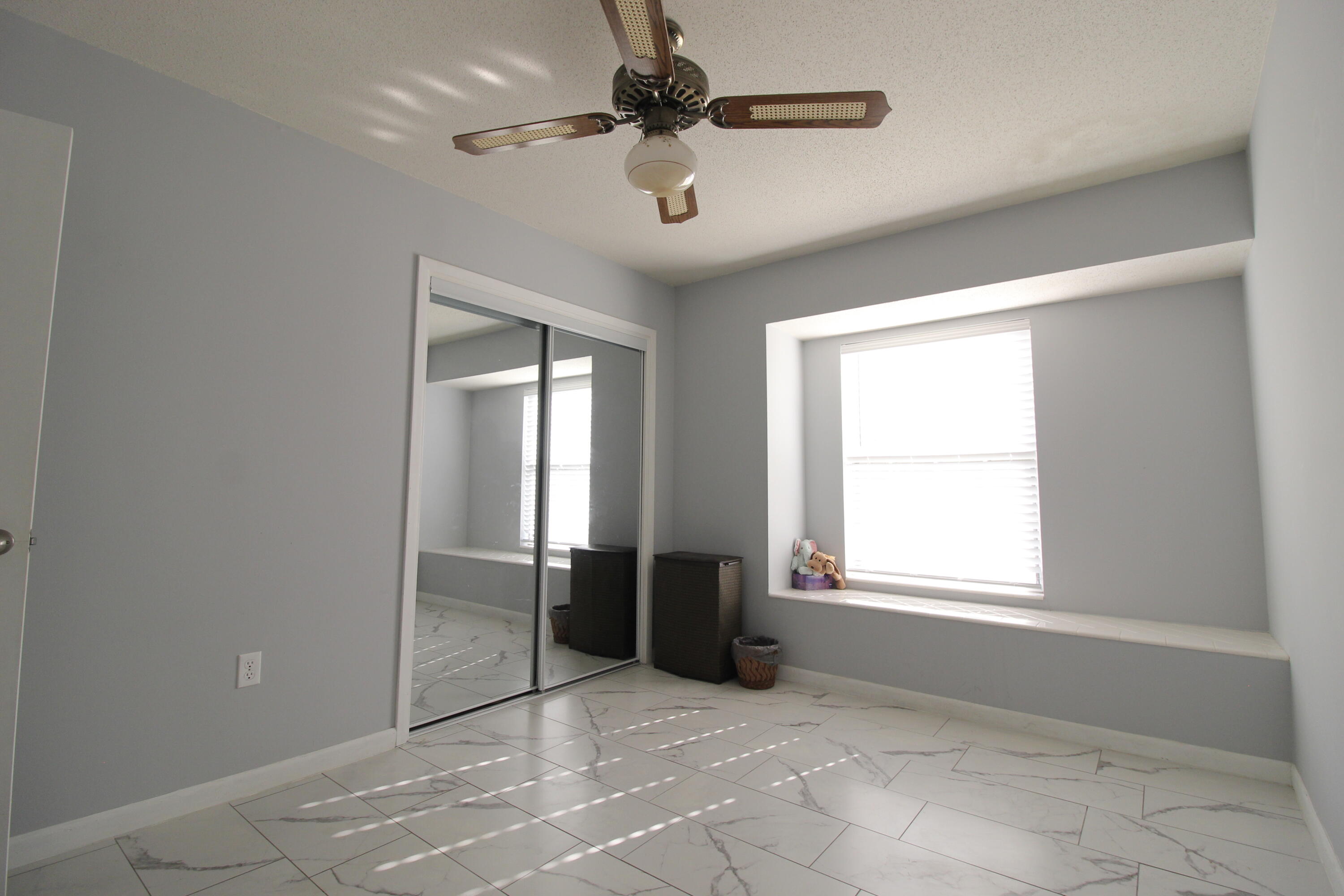 PINE LAKE S/D - Residential