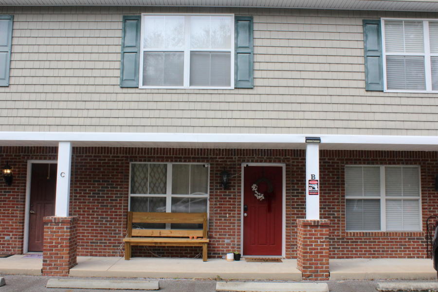 OLIVIAS GARDEN - Residential Lease