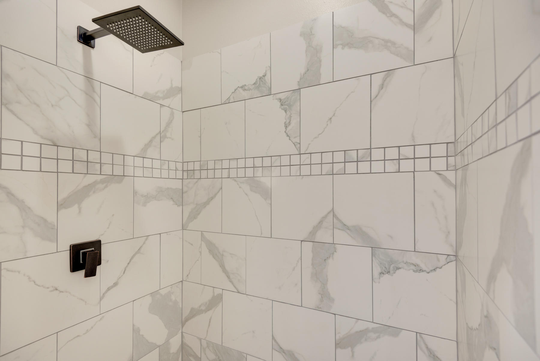 Bay Loop Rd - Residential