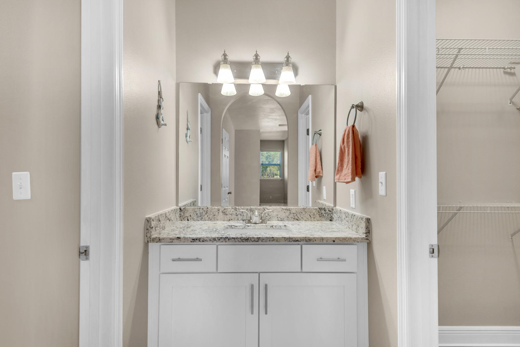 Bay Loop Rd - Residential