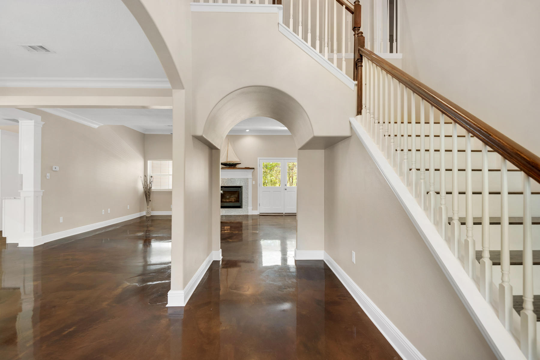 Bay Loop Rd - Residential